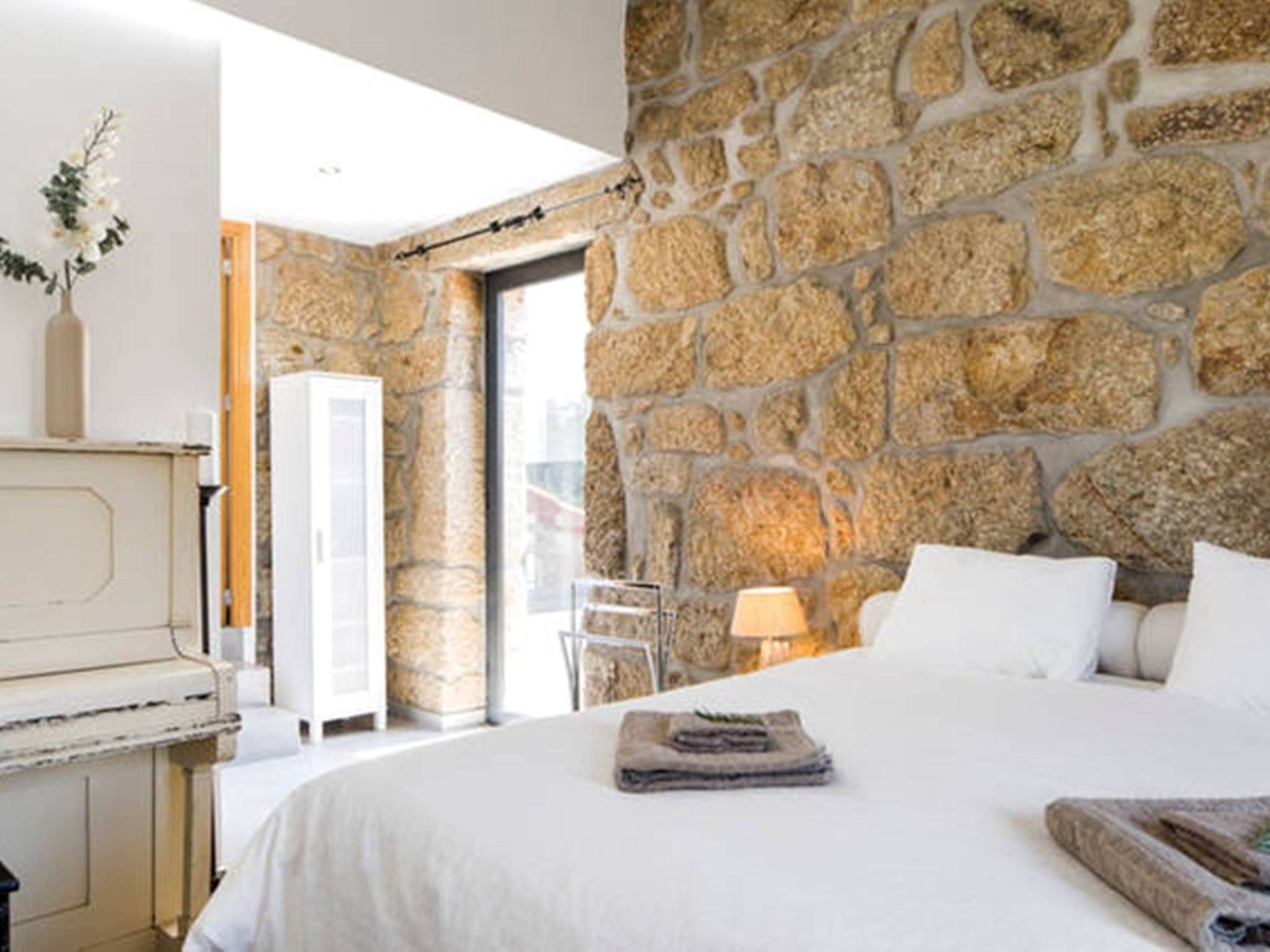 Großes renoviertes Landhaus in Tondela-Binnen