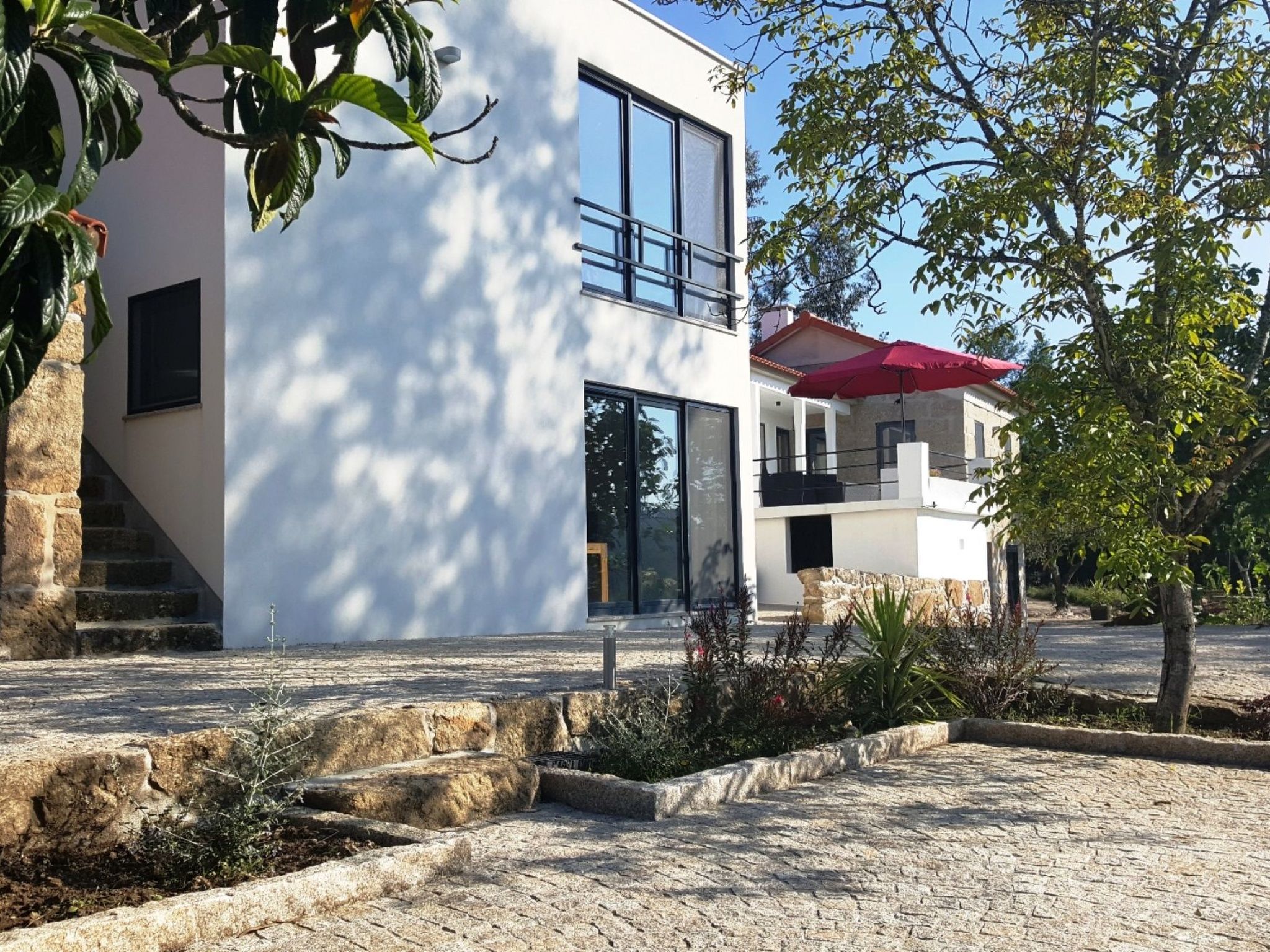 Großes renoviertes Landhaus in Tondela-Binnen