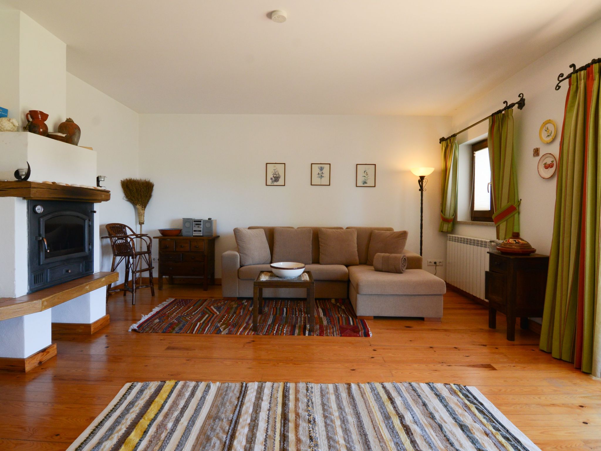 Mit Sonnenterrasse und großem Garten-Binnen