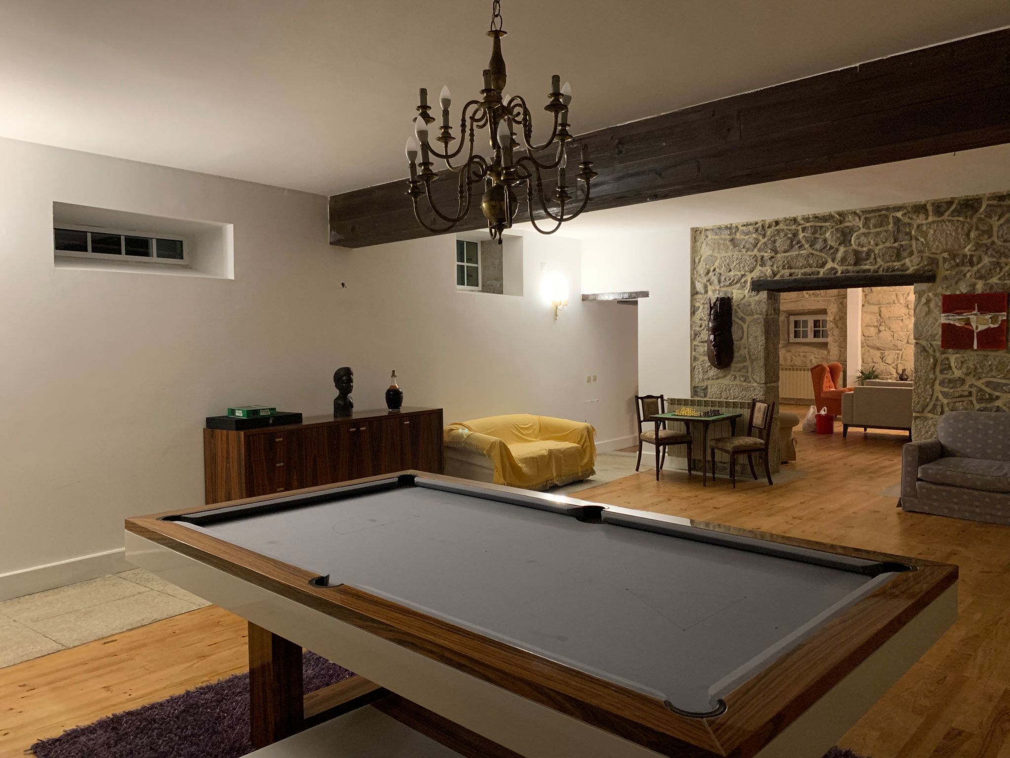 Herrschaftshaus durch die Täler-Binnen