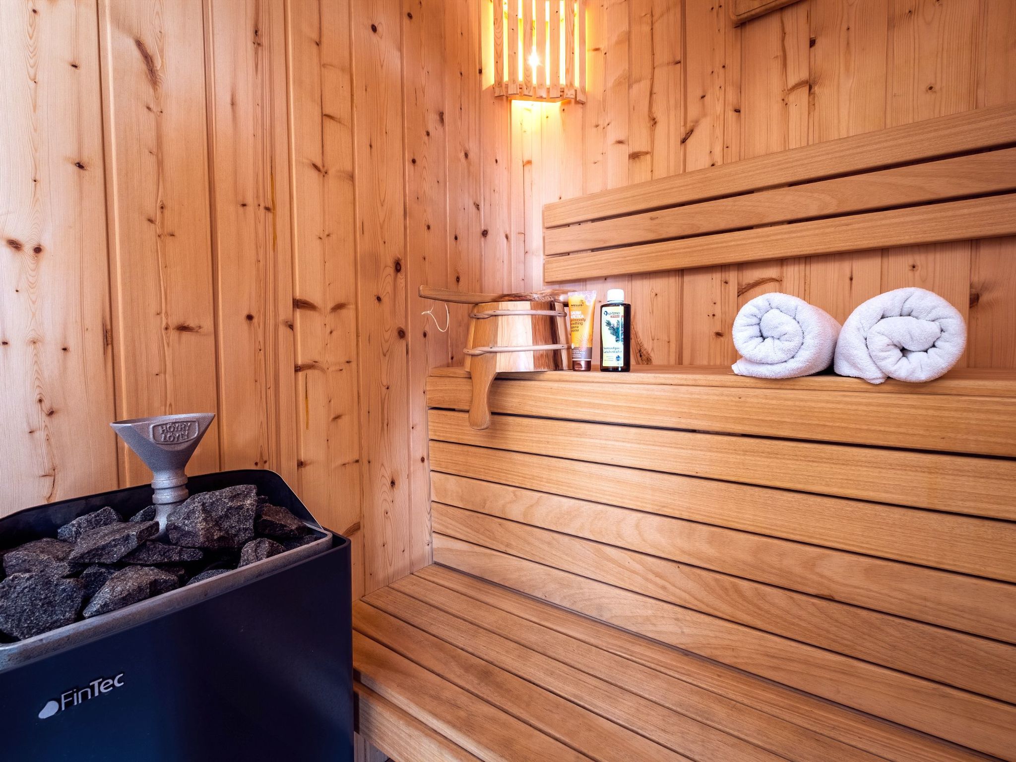 Ferienvilla "Blue Lake House" mit Sauna-Image-tags.info