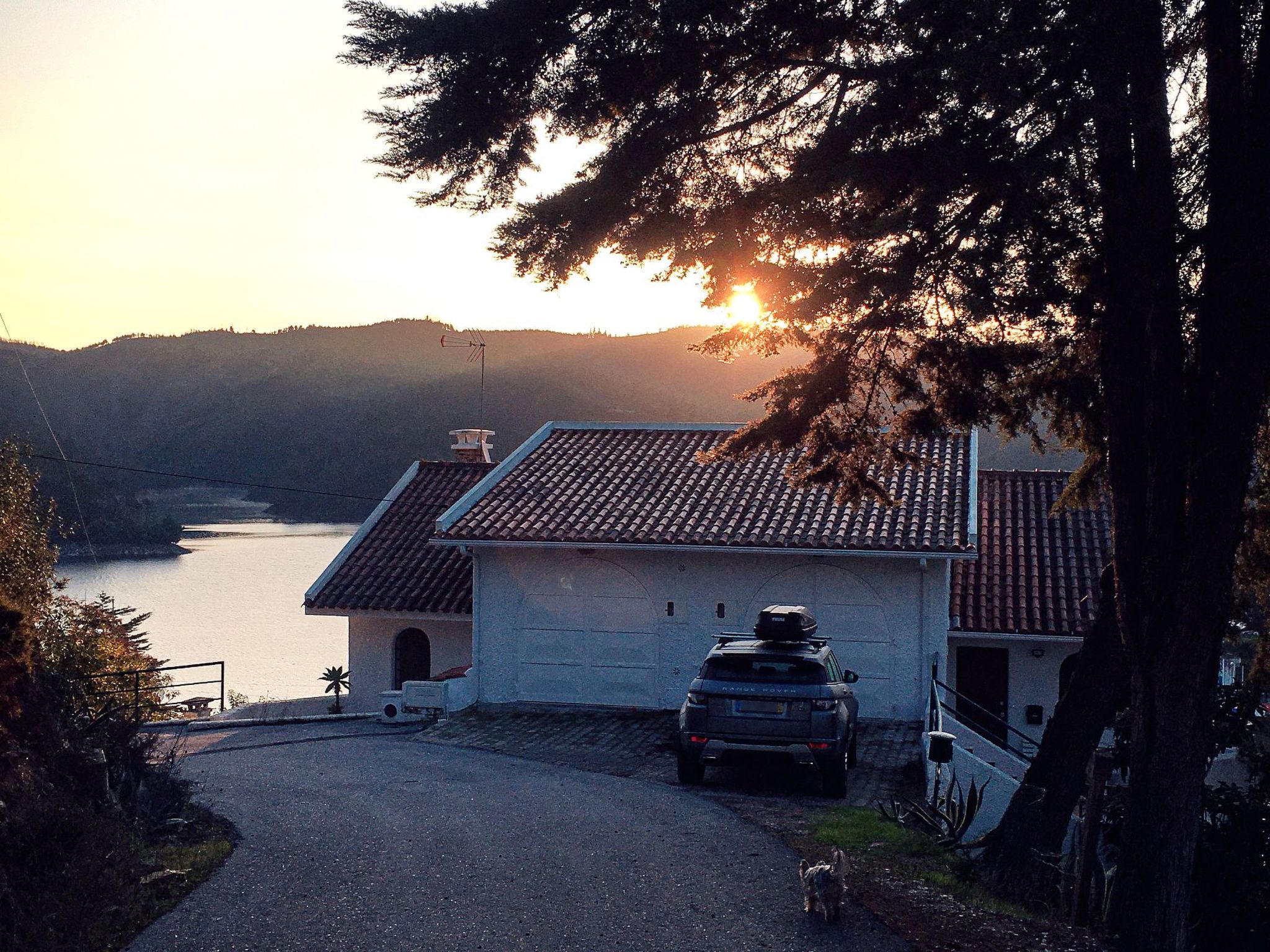 Ferienvilla "Blue Lake House" mit Sauna-Image-tags.info