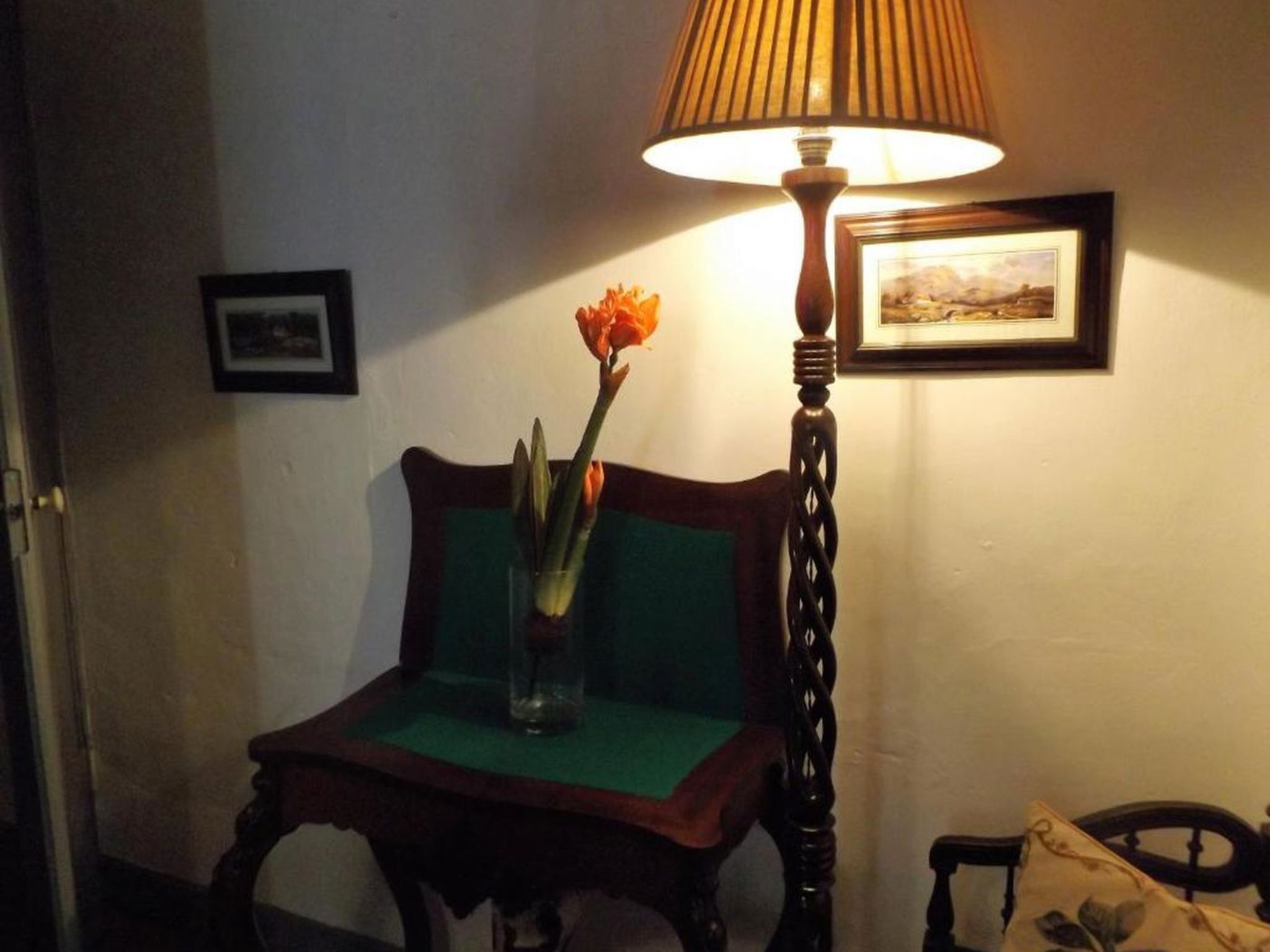 Historisches Haus in der Nähe des historischen Dorfes von Óbidos-Image-tags.info