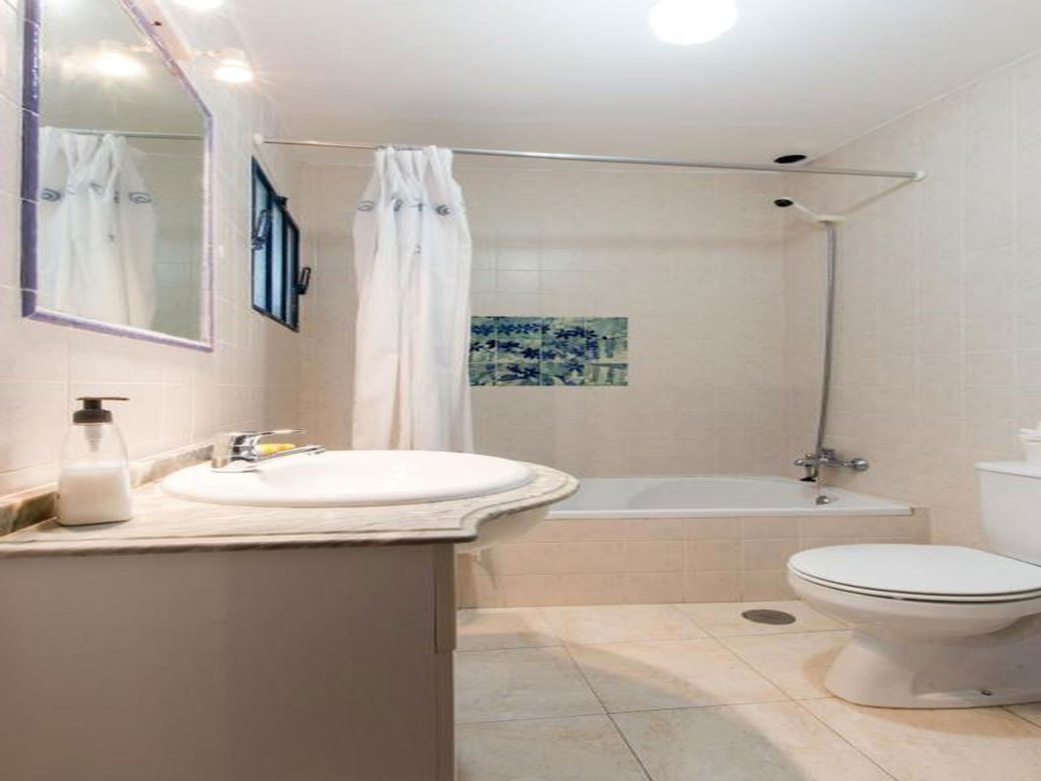 Historisches Haus in der Nähe des historischen Dorfes von Óbidos-Image-tags.info