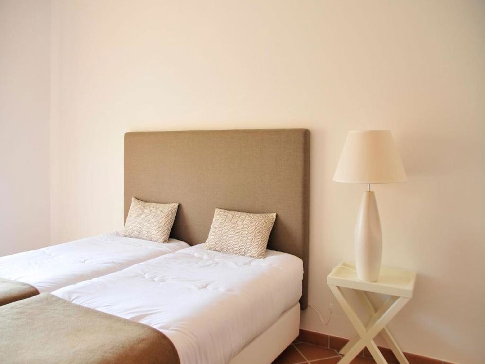 Haus in Praia Pedras del Rey mit 3 Pools 3