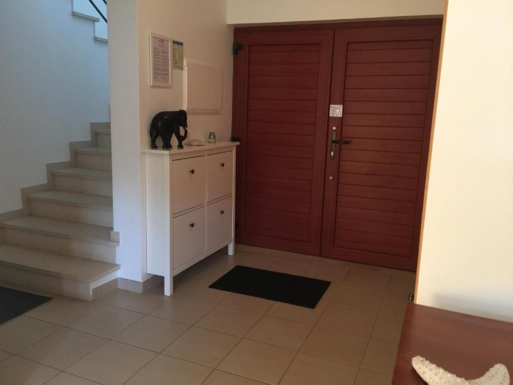 Lagoon Pearl Modernes Haus mit privatem Pool 2-Image-tags.info