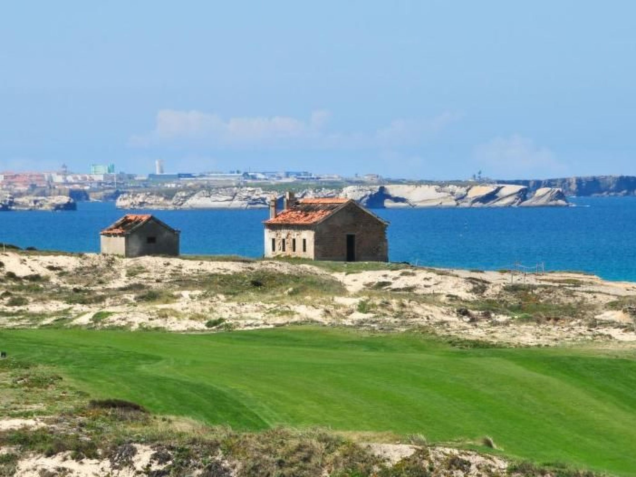 Haus in Praia Pedras Del Rey mit 3 Swimmingpools 5-Binnen