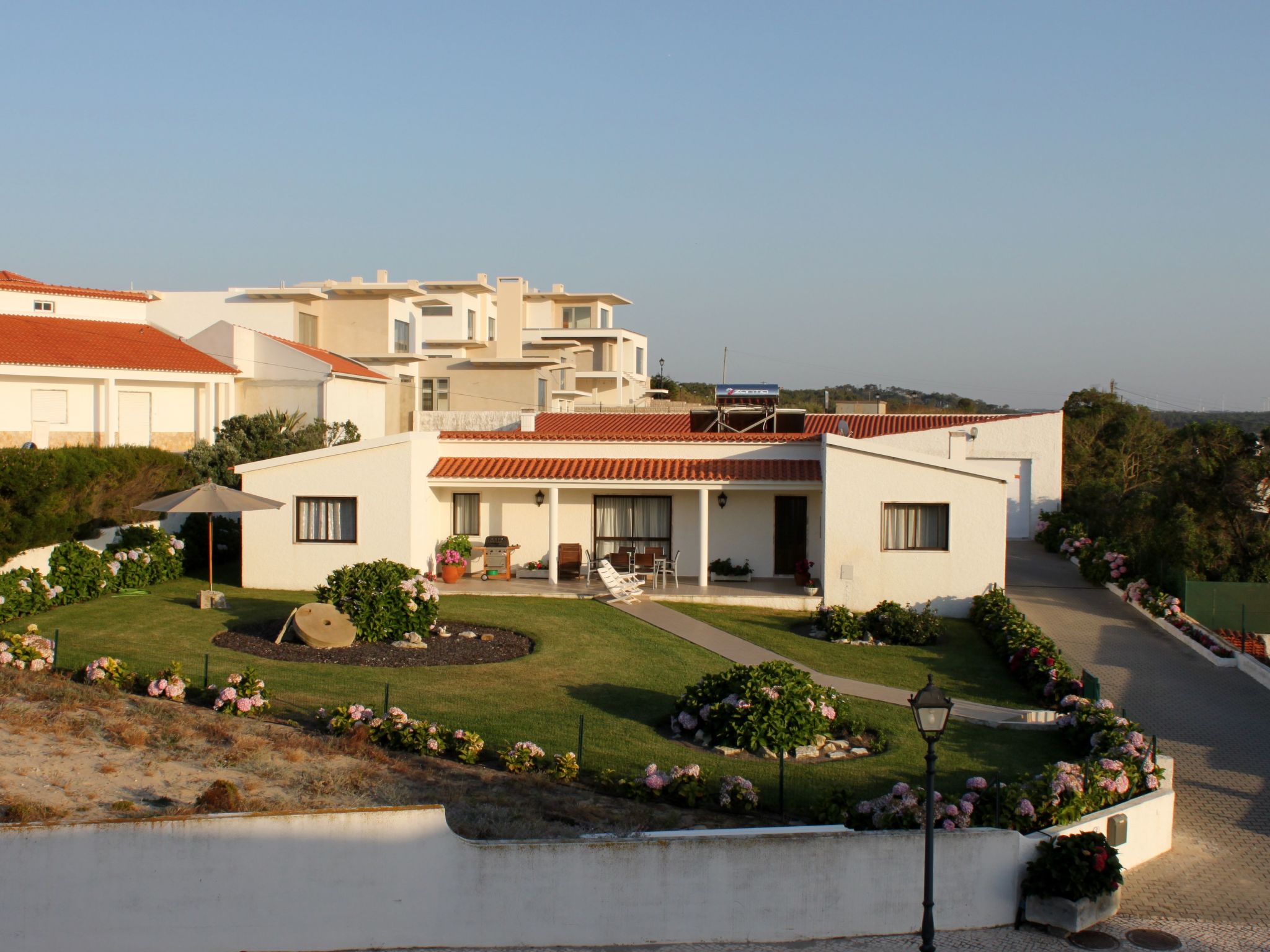 Strandhaus mit beheiztem Pool-Binnen