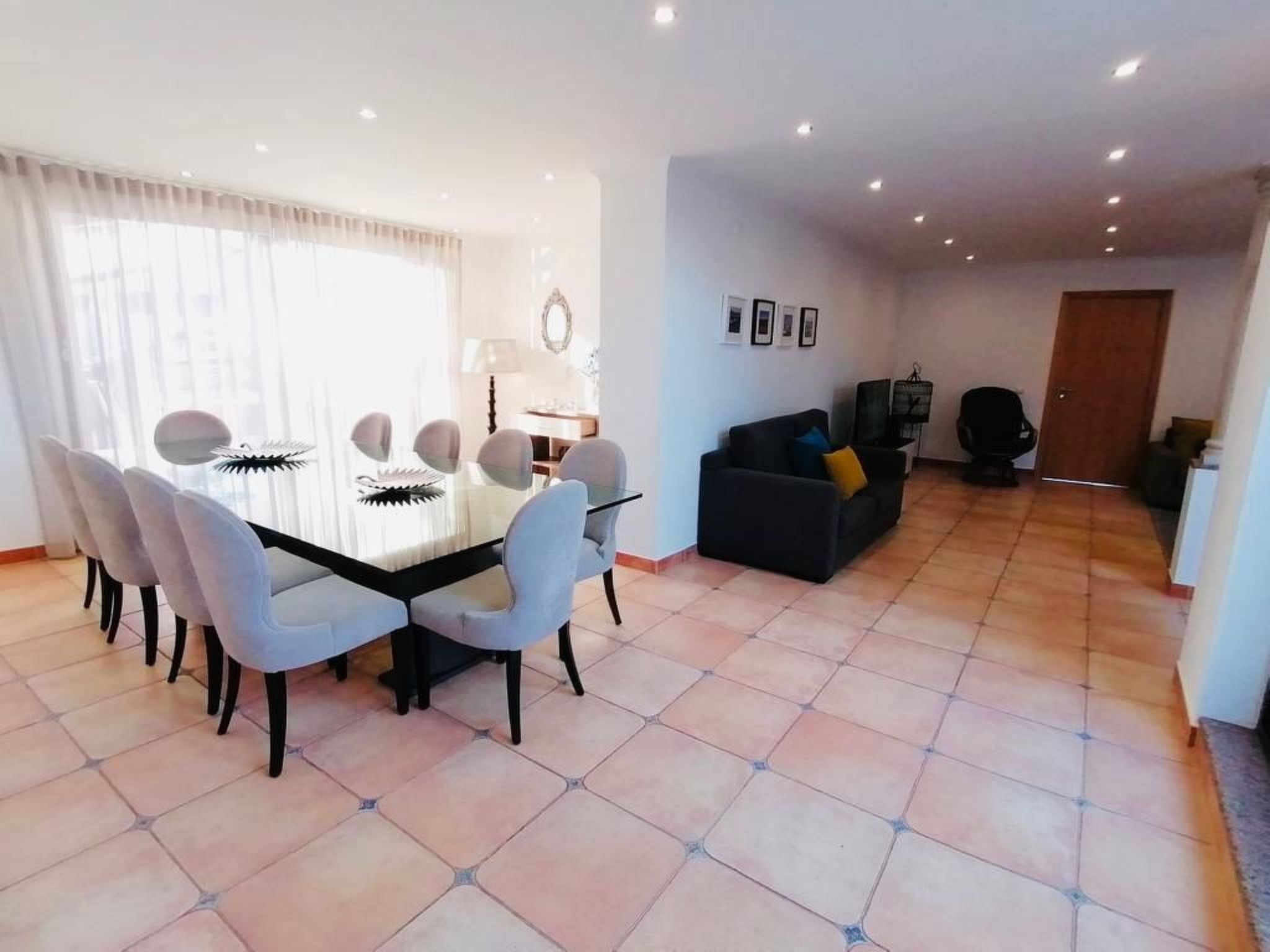 Luxuriöse Villa nur wenige Schritte vom Strand entfernt-Image-tags.info