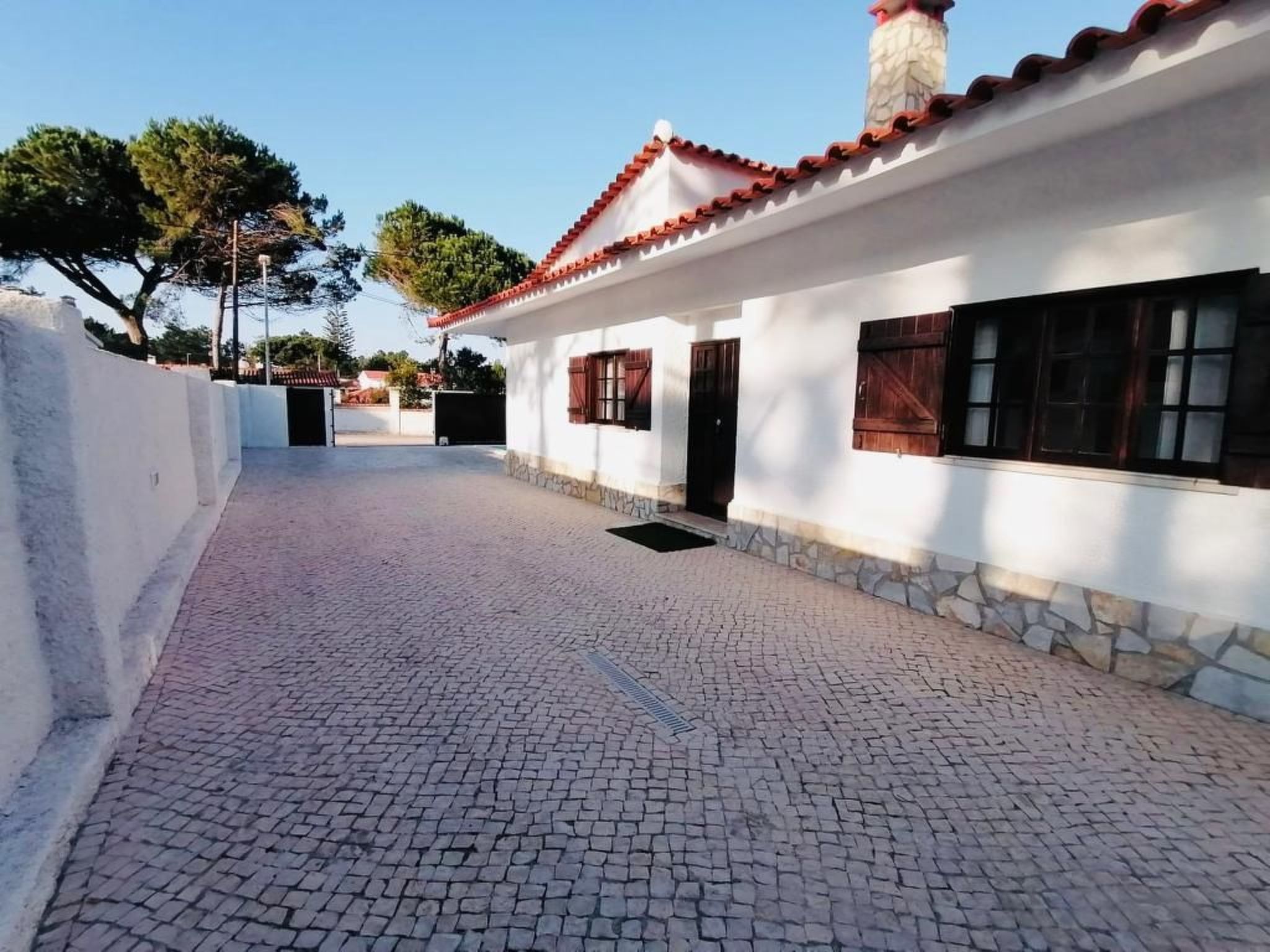 Luxuriöse Villa nur wenige Schritte vom Strand entfernt-Image-tags.info