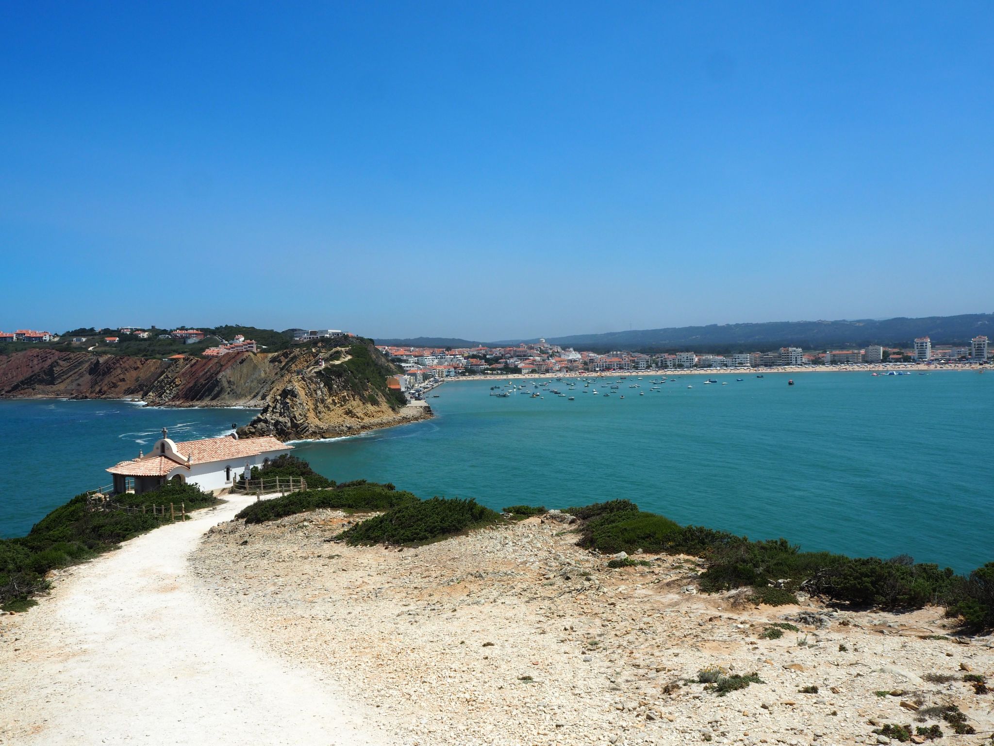 Neue Luxusvilla an der Silberküste São Martinho do Porto-Image-tags.info