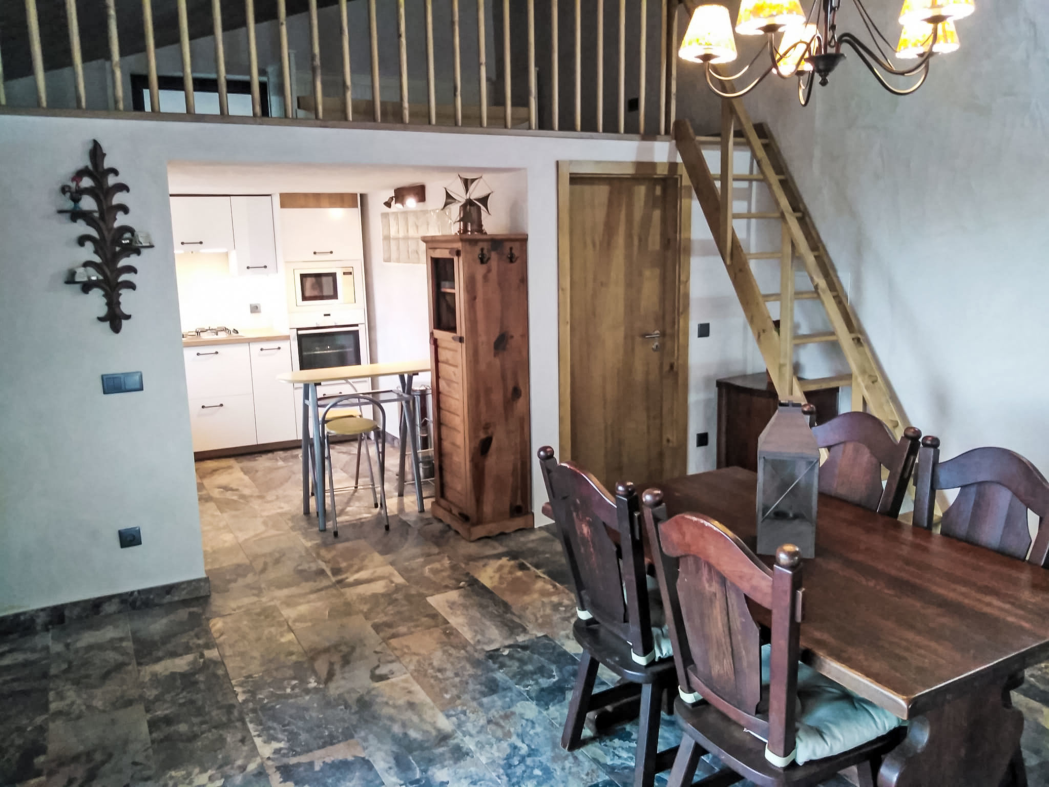 Miller's House - Dedans