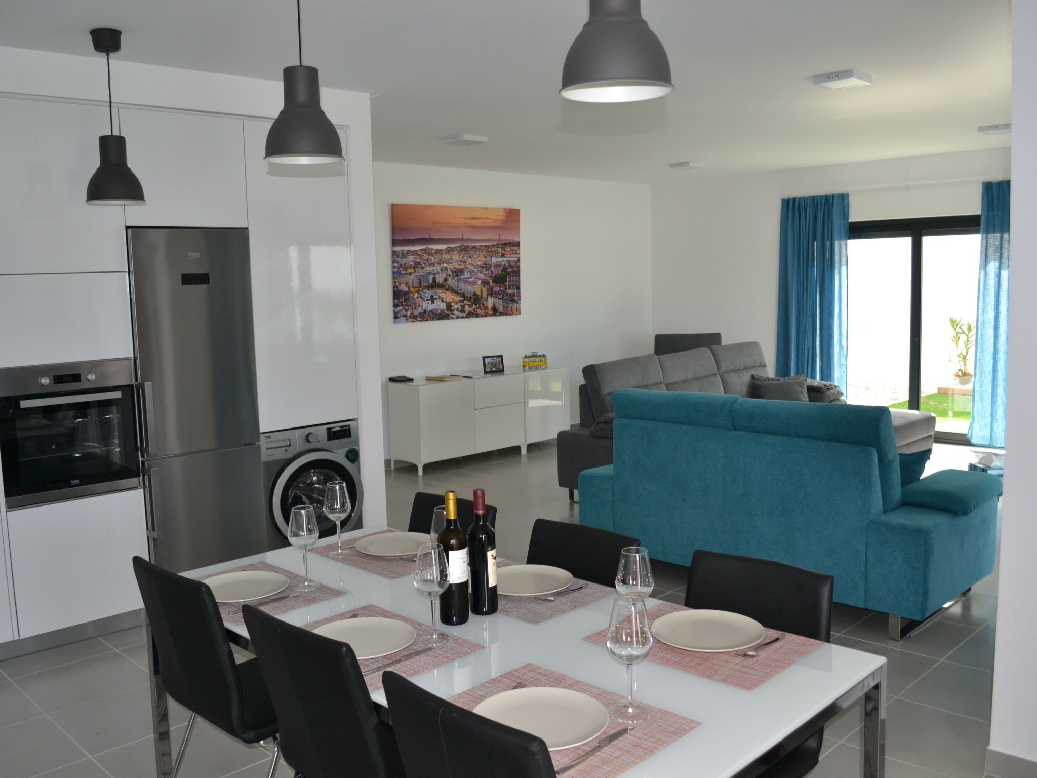 Neue moderne Villa mit privatem Pool-Binnen