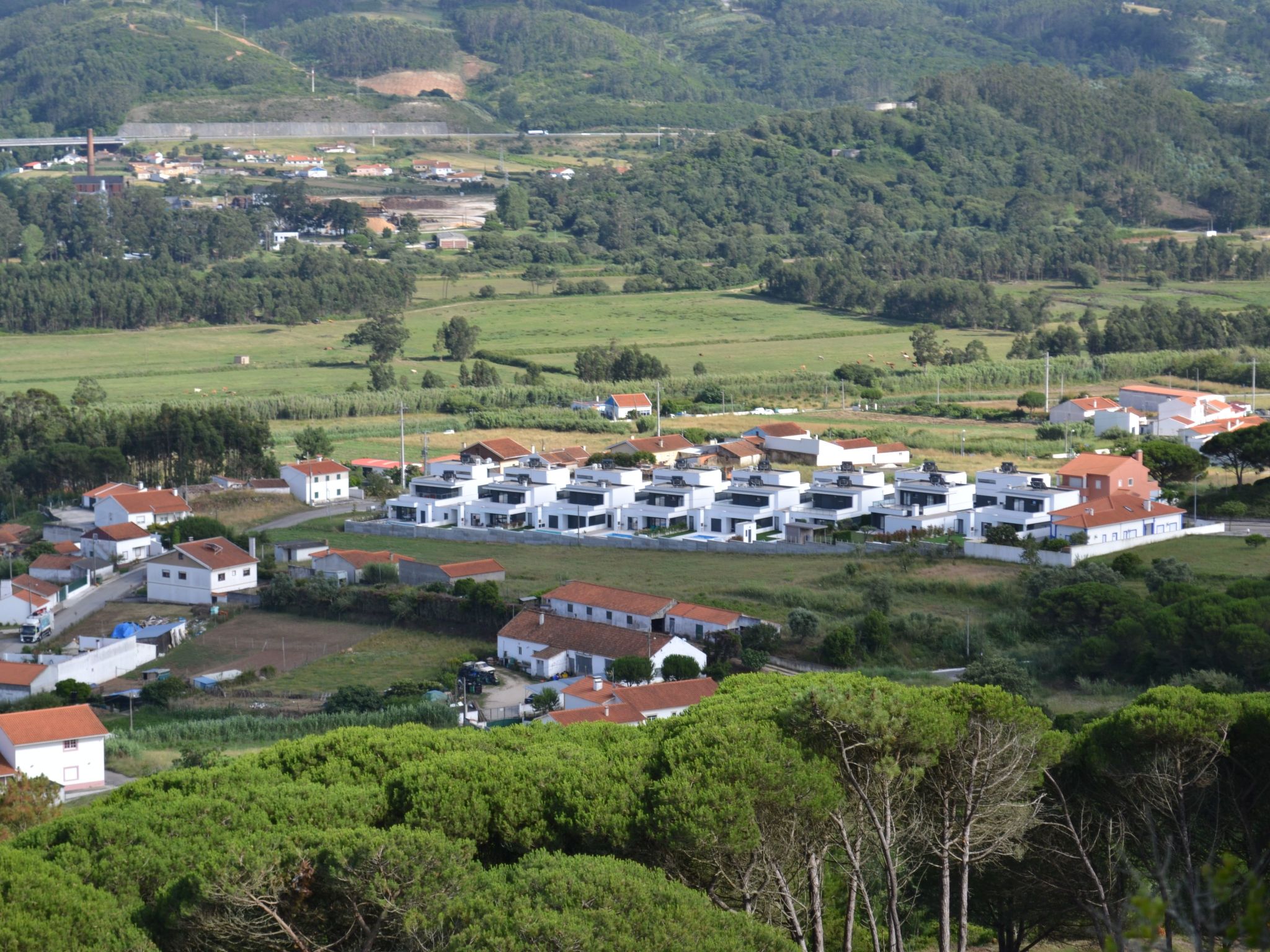 Neue moderne Villa mit privatem Pool-Binnen