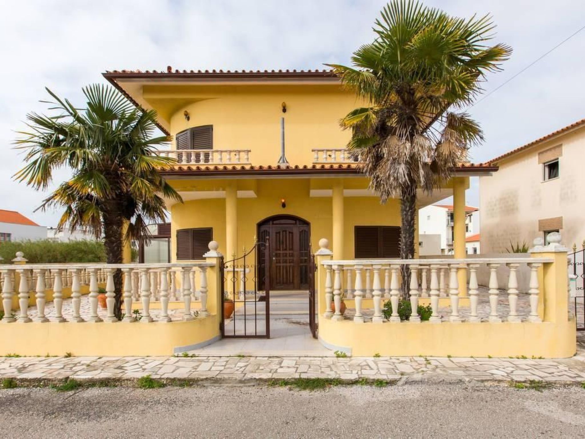 Terrassenhaus mit privatem Pool in Nazaré