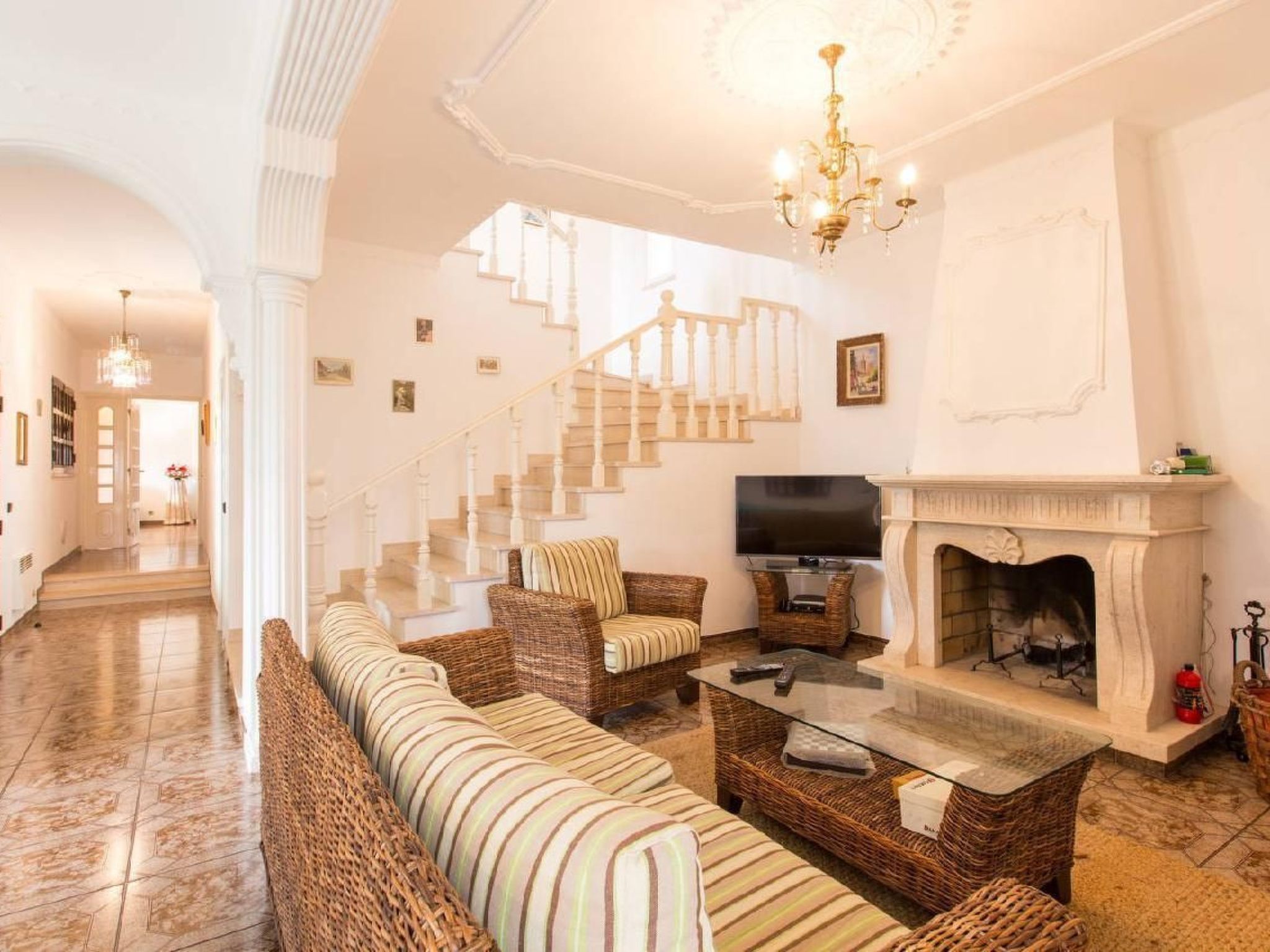 Terrassenhaus mit privatem Pool in Nazaré-Dedans