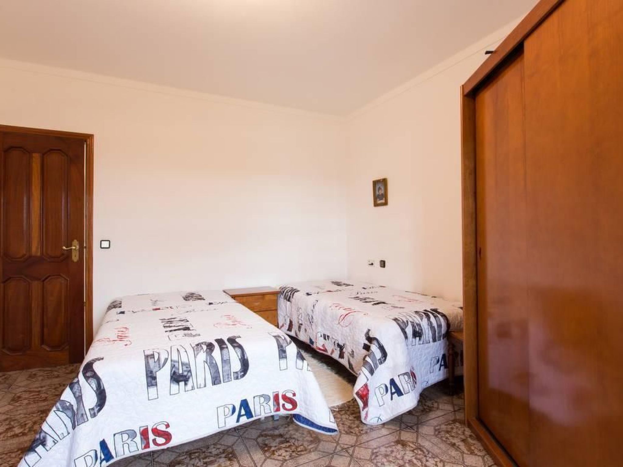 Terrassenhaus mit privatem Pool in Nazaré-Dedans