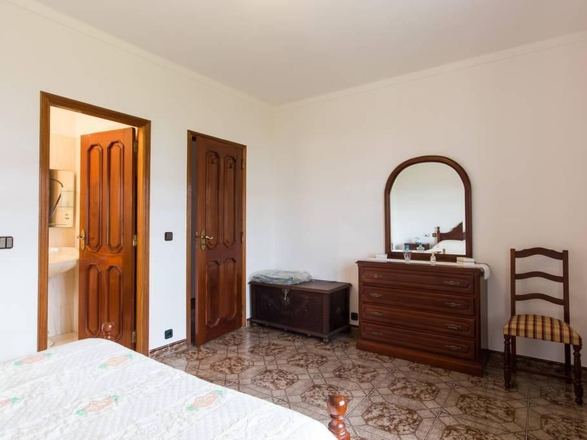 Terrassenhaus mit privatem Pool in Nazaré-Dedans