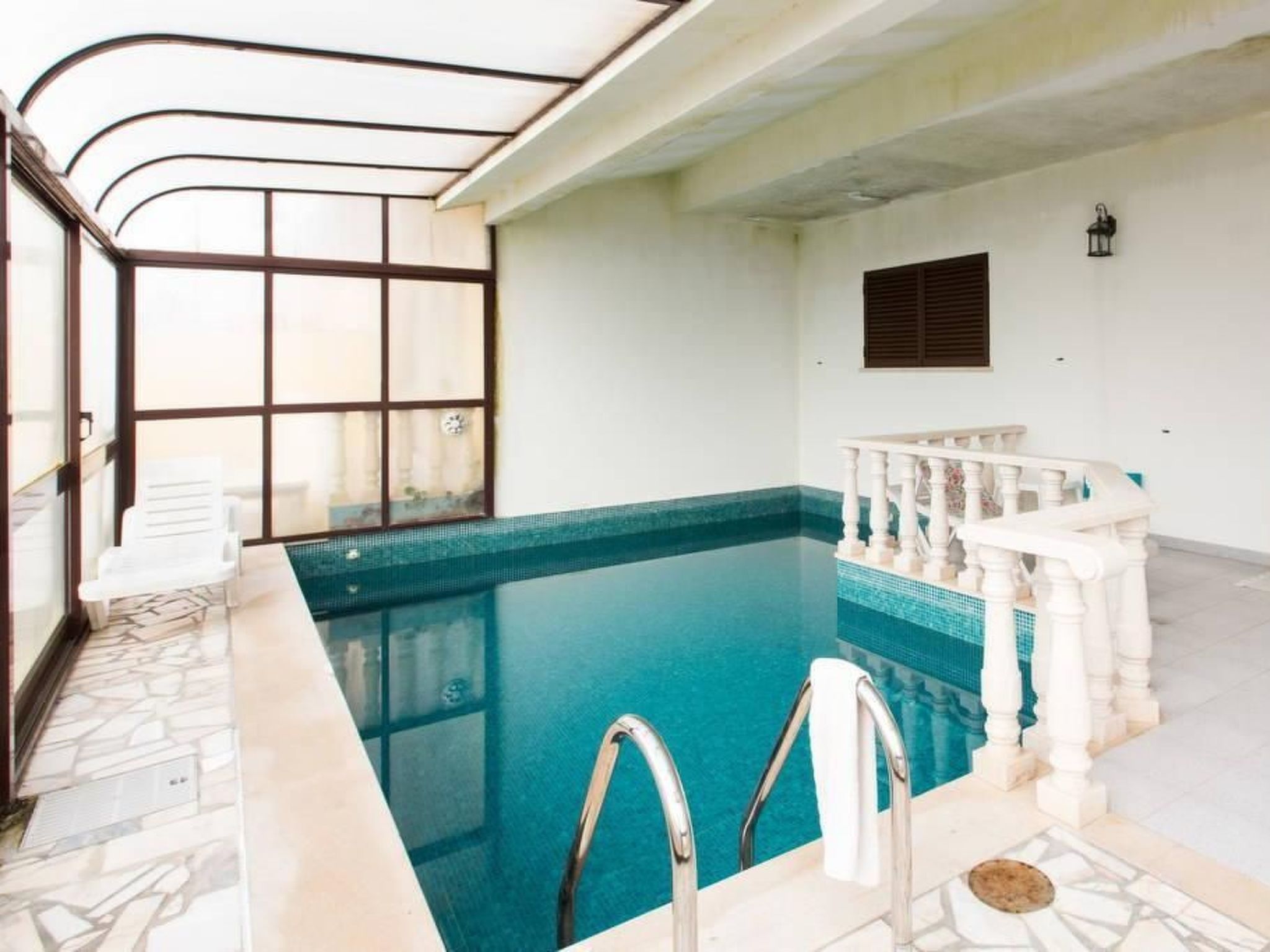 Terrassenhaus mit privatem Pool in Nazaré-Dedans