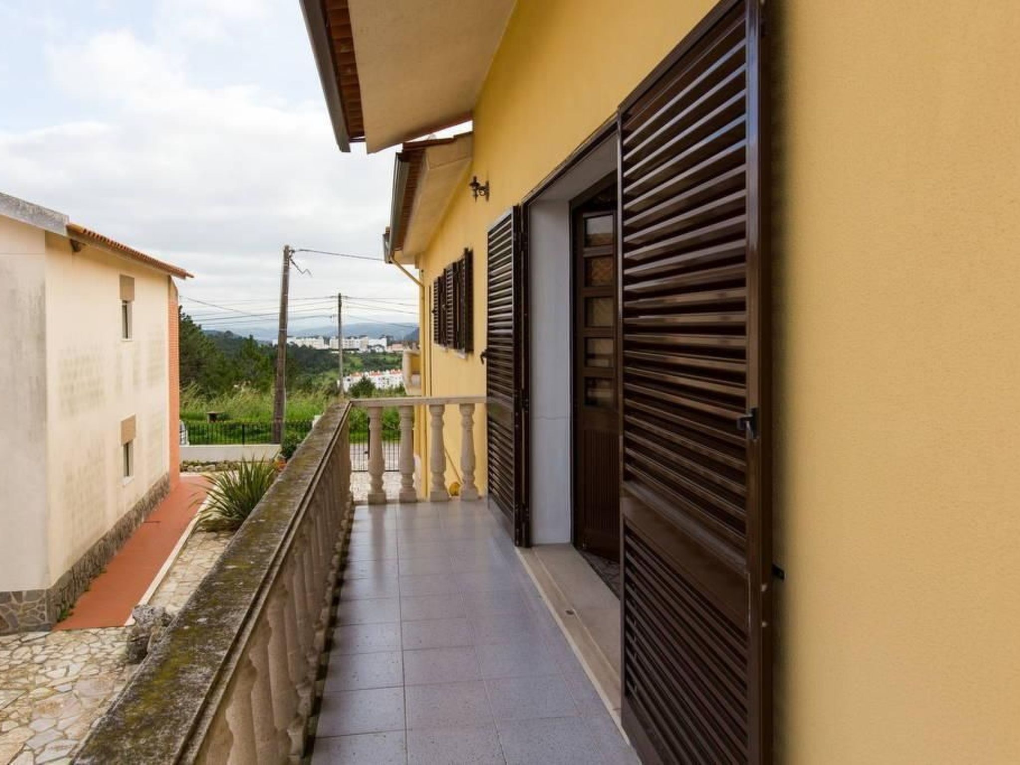 Terrassenhaus mit privatem Pool in Nazaré-Dedans