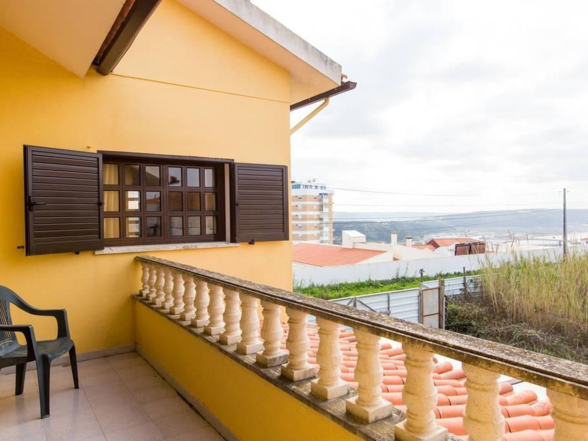 Terrassenhaus mit privatem Pool in Nazaré