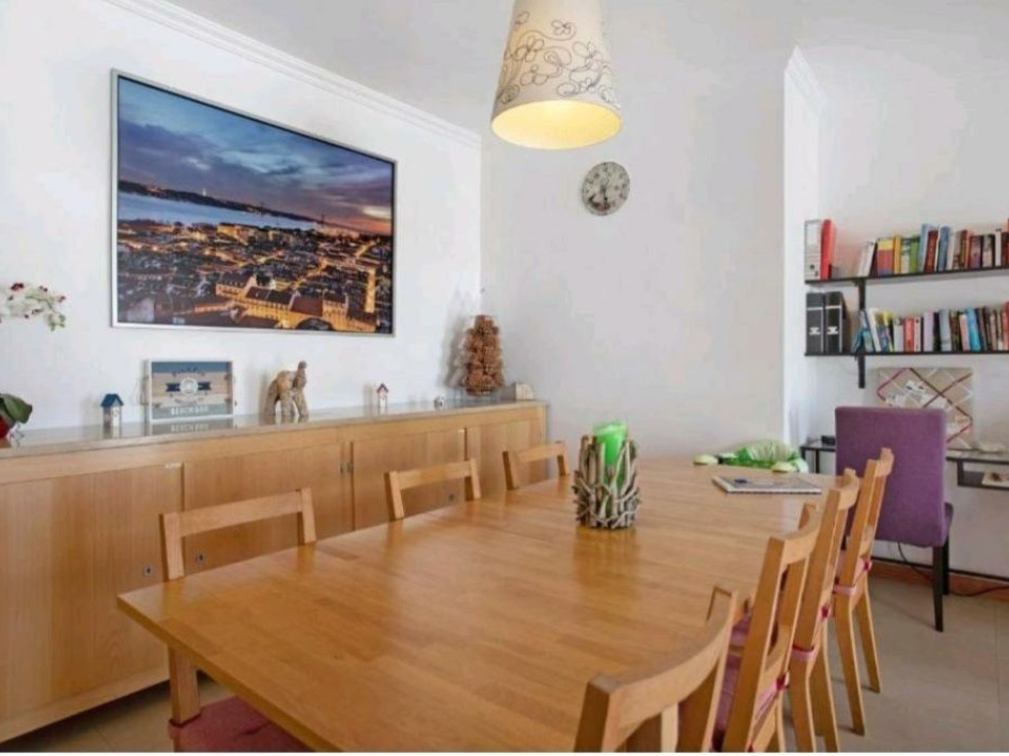 Genießen Sie den Balkon mit Blick auf das Meer-Dedans