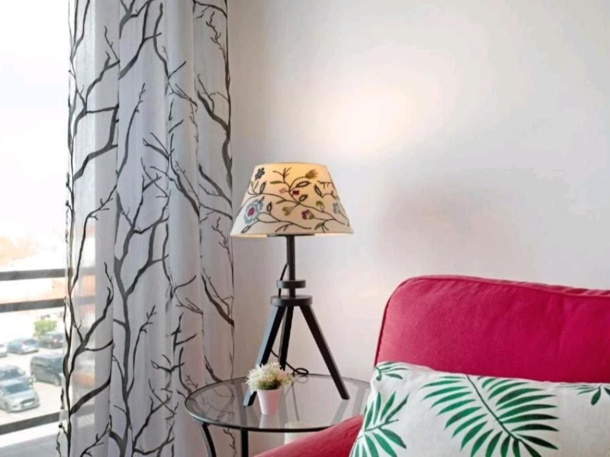 Genießen Sie den Balkon mit Blick auf das Meer-Dedans