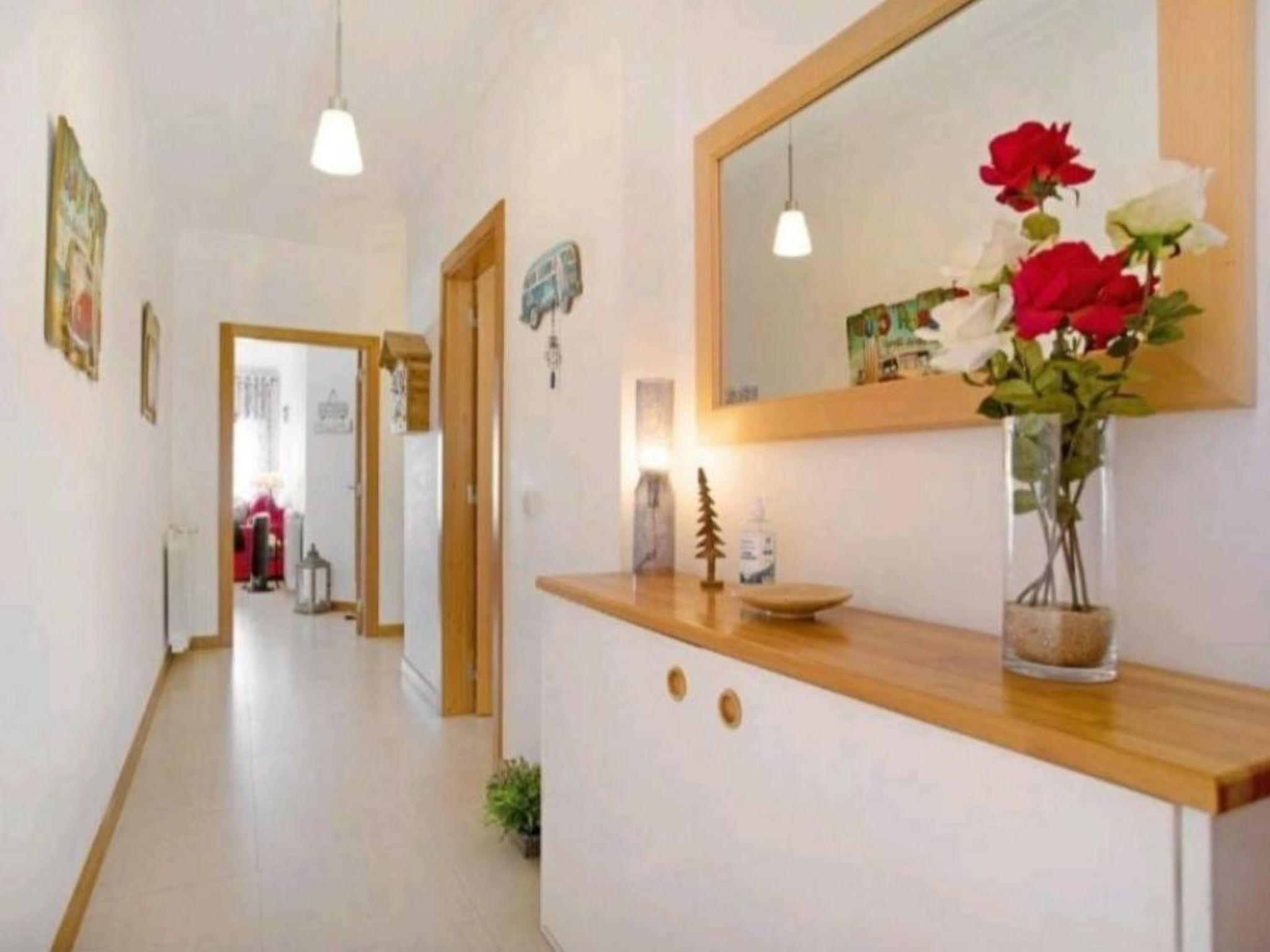 Genießen Sie den Balkon mit Blick auf das Meer-Dedans