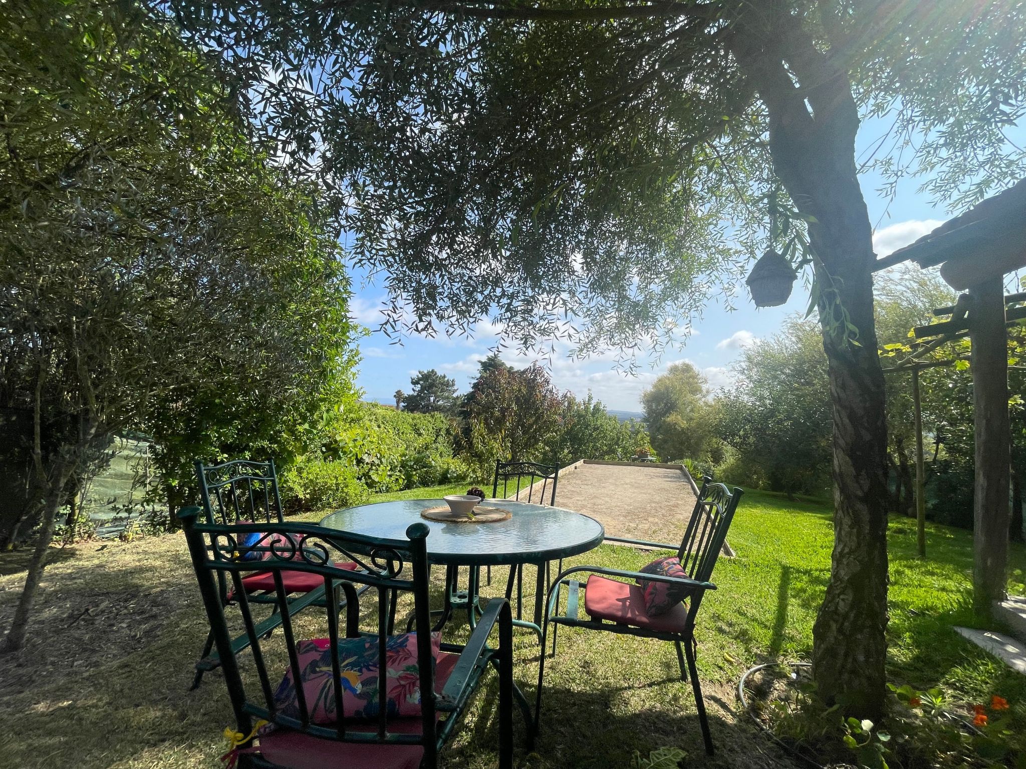 Gemütliches Ferienhaus mit großem Gemeinschaftspool und Garten-Dehors