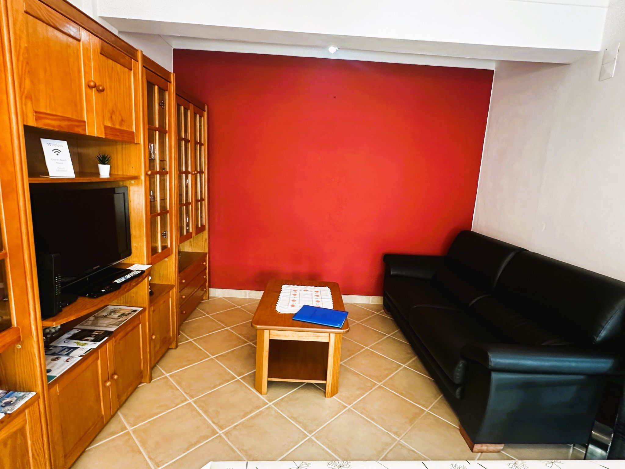 Charles Beach Haus-Image-tags.info