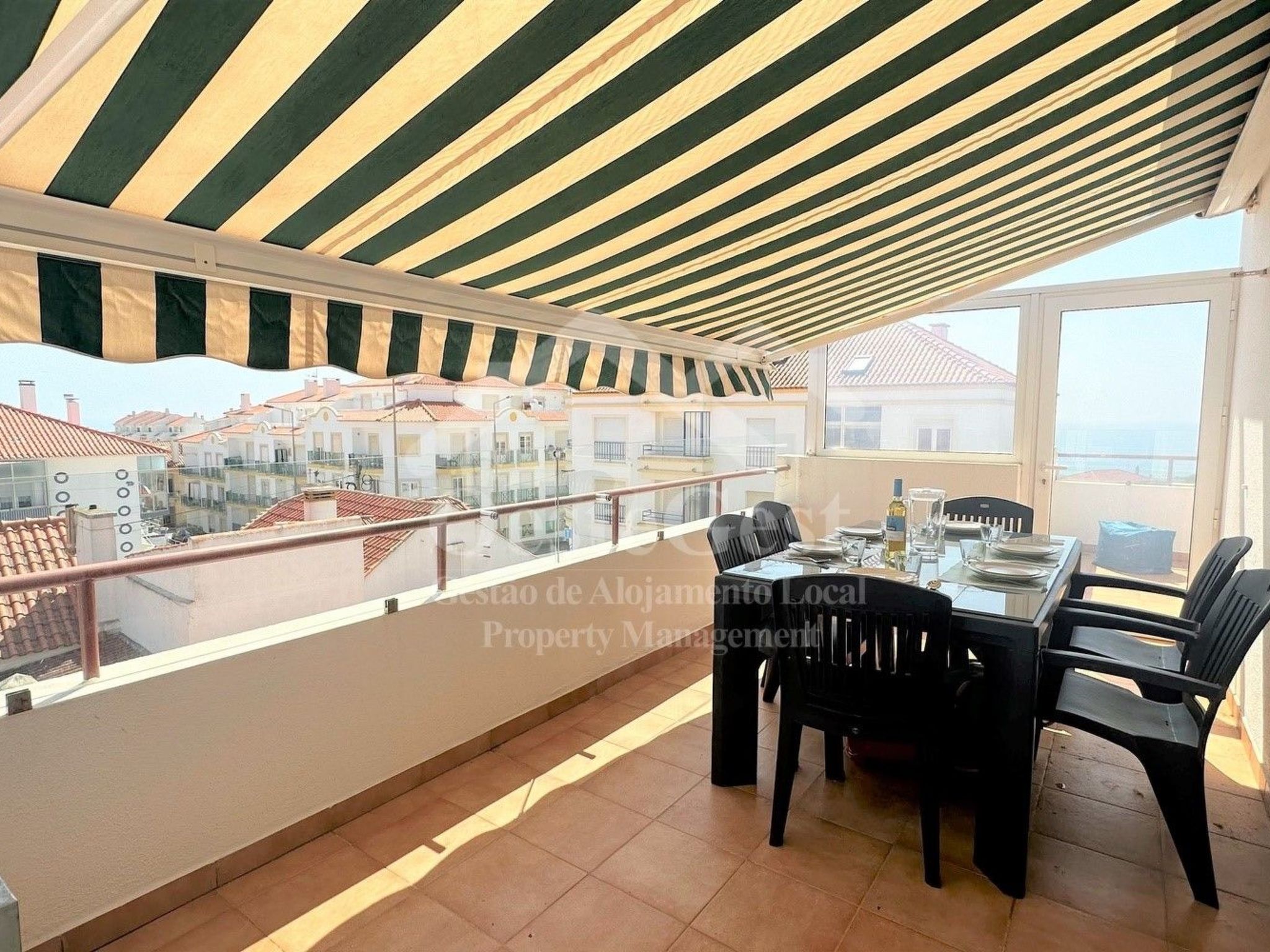 Weißer Sand Balkone