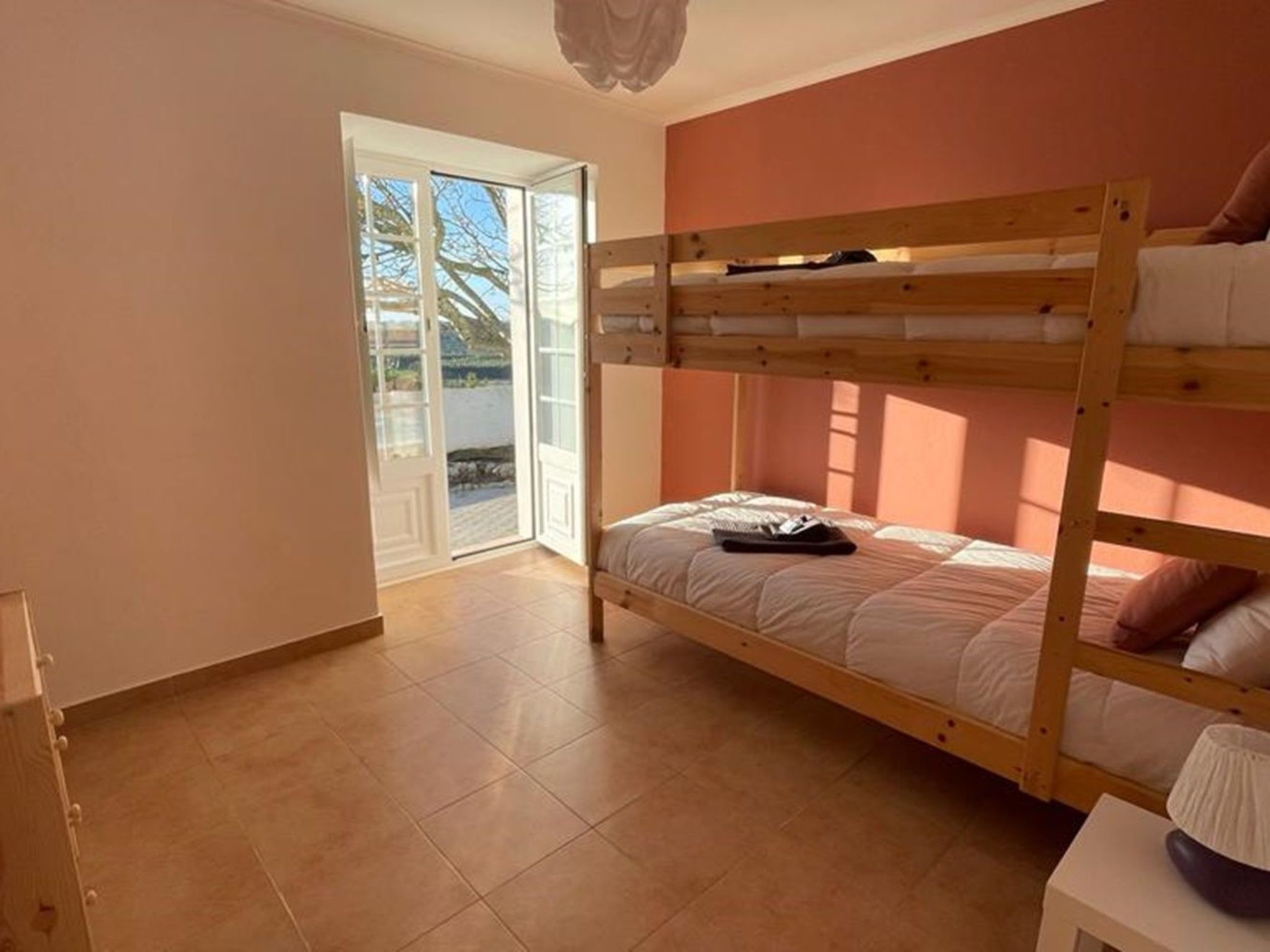 Der Sonnenuntergangs-Spot-Dedans