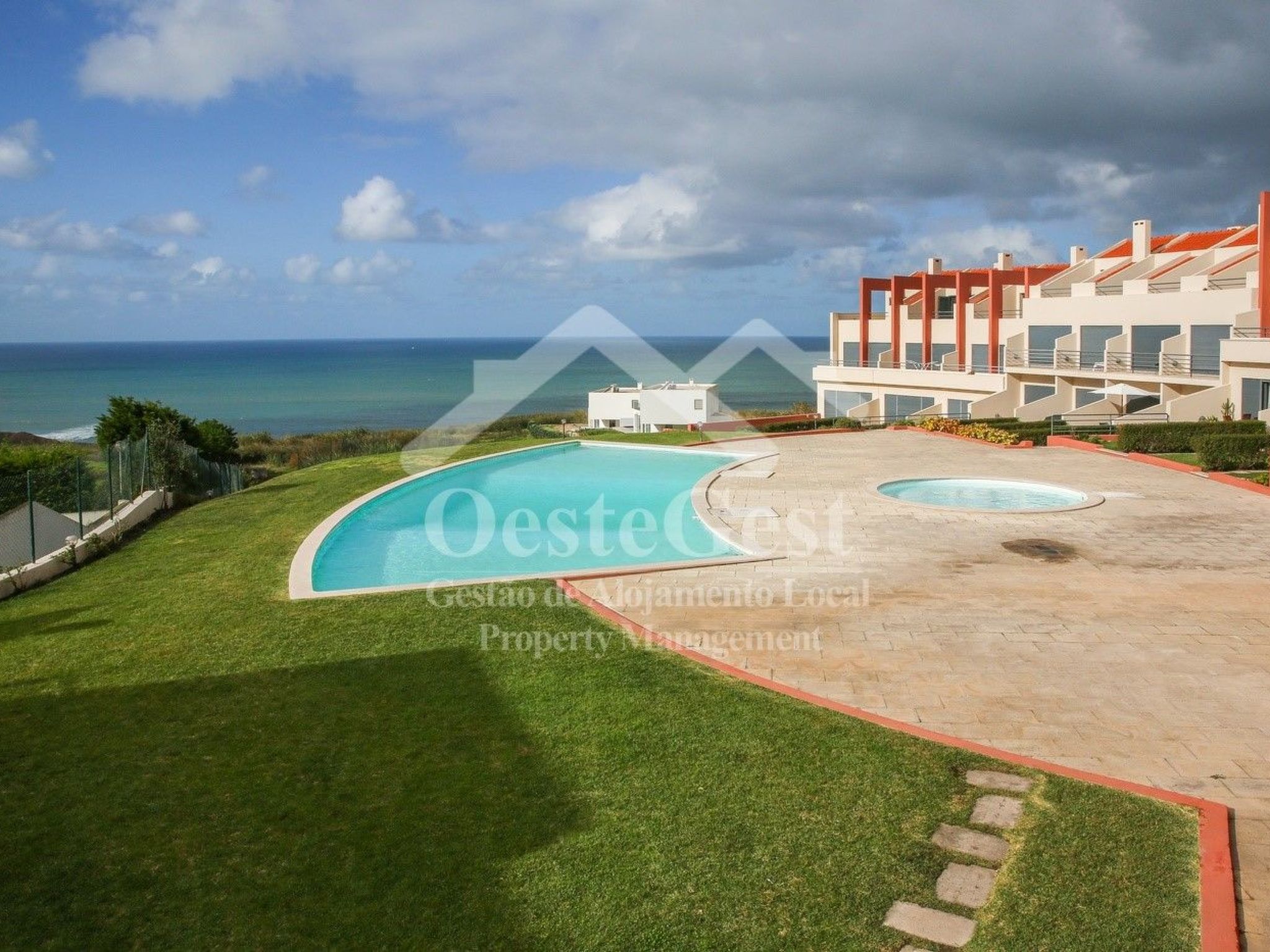 Haus Menezes - Draußen