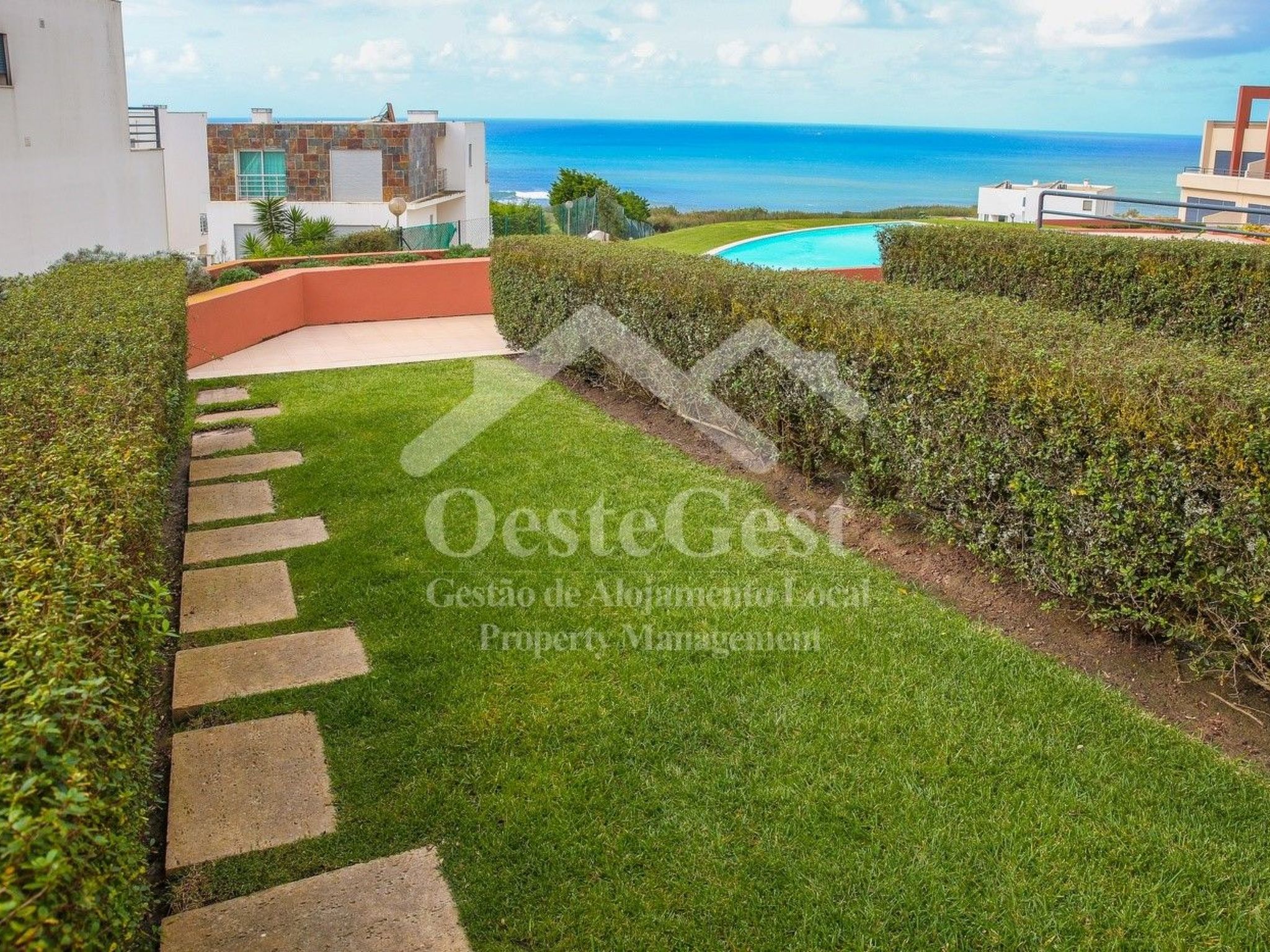 Haus Menezes - Draußen