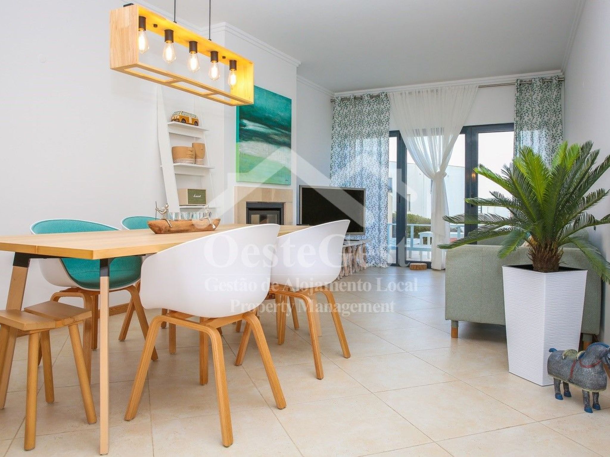 Haus Menezes - Drinnen