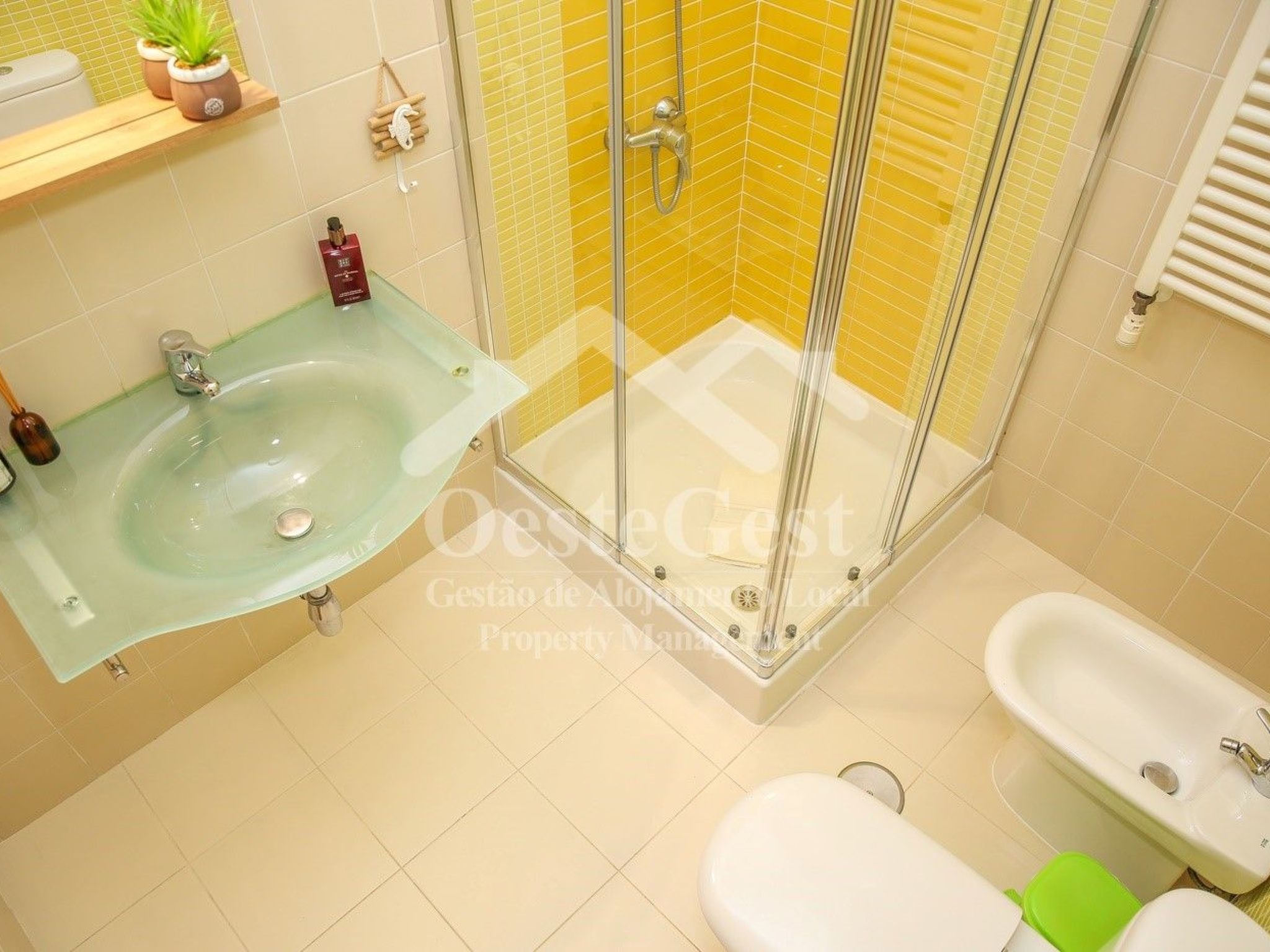 Haus Menezes - Drinnen