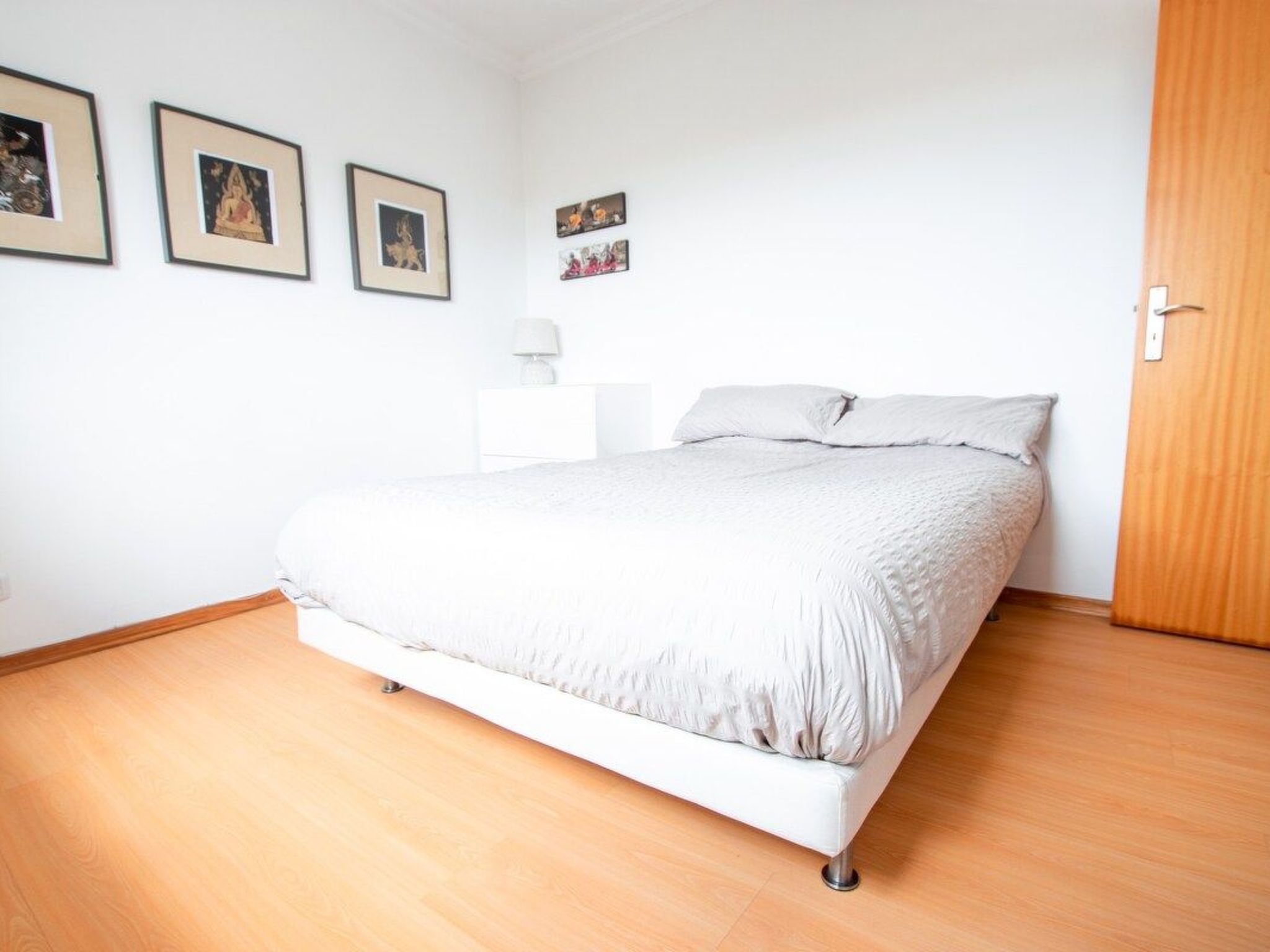 Villa in der Nähe der Strände und der Landschaft-Image-tags.info