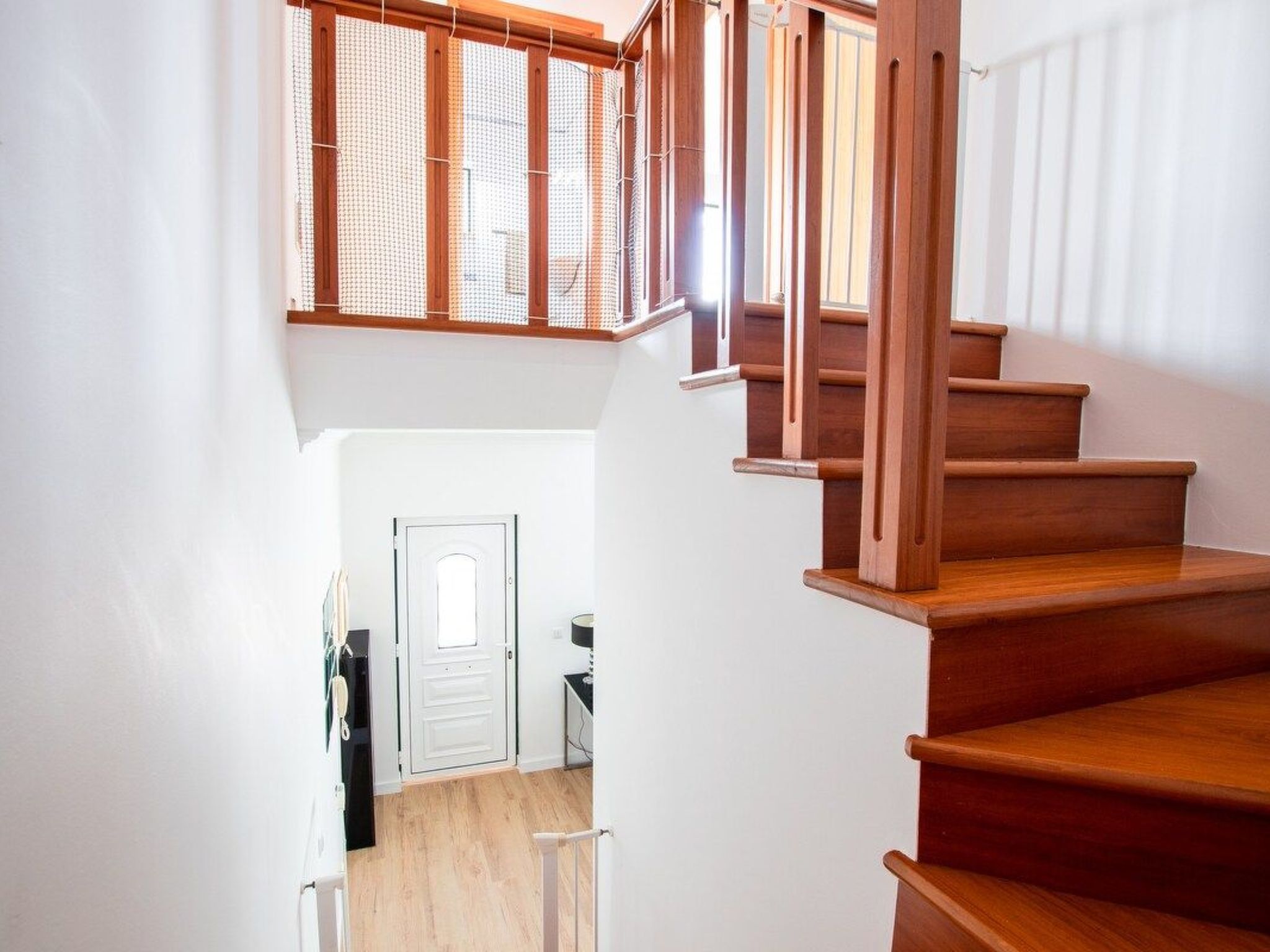 Villa in der Nähe der Strände und der Landschaft-Image-tags.info