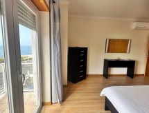Zonovergoten vakantiehuis met privézwembad in Atalaia, vlakbij Lissabon - thumbnail 4