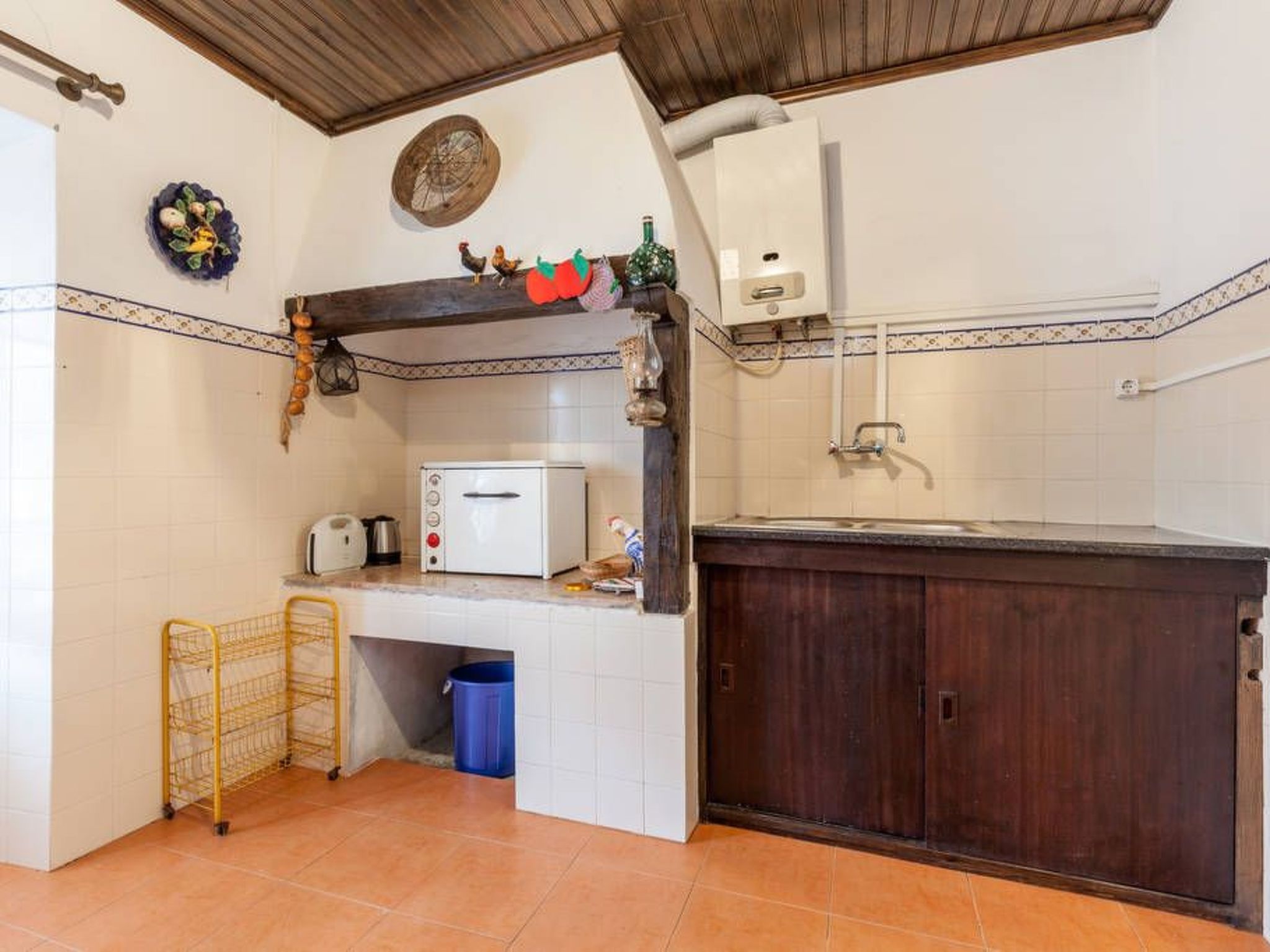 Haus in einem Bauernhof zwischen Weinbergen 1-Image-tags.info