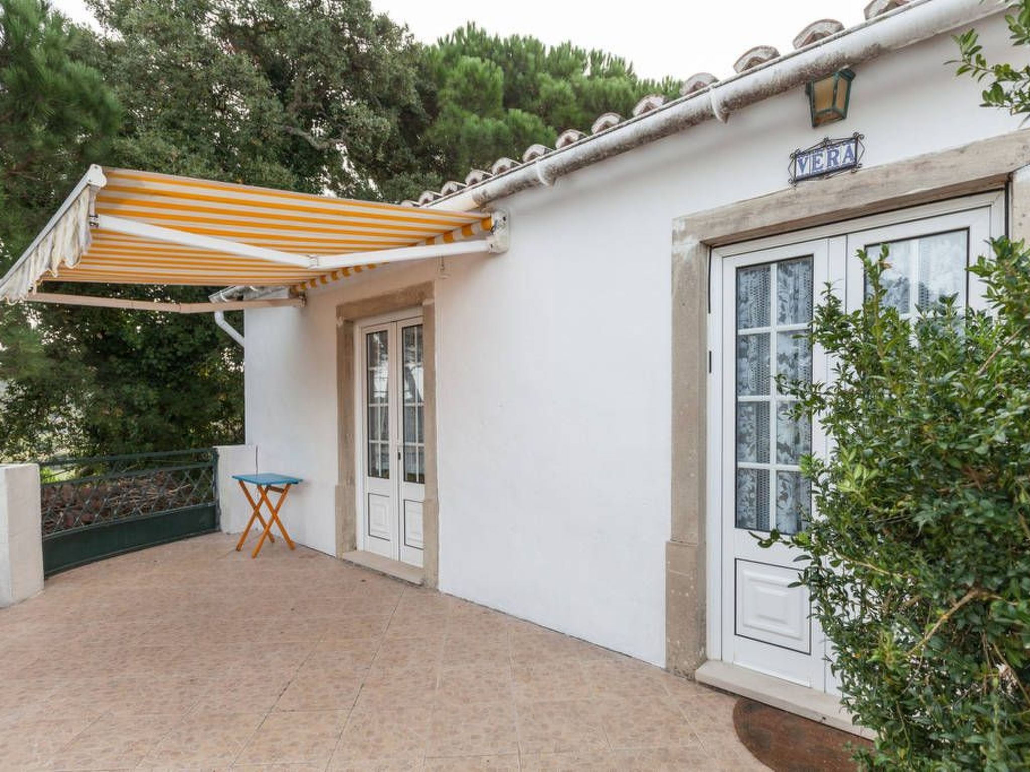 Haus in einem Bauernhof zwischen Weinbergen 1-Image-tags.info