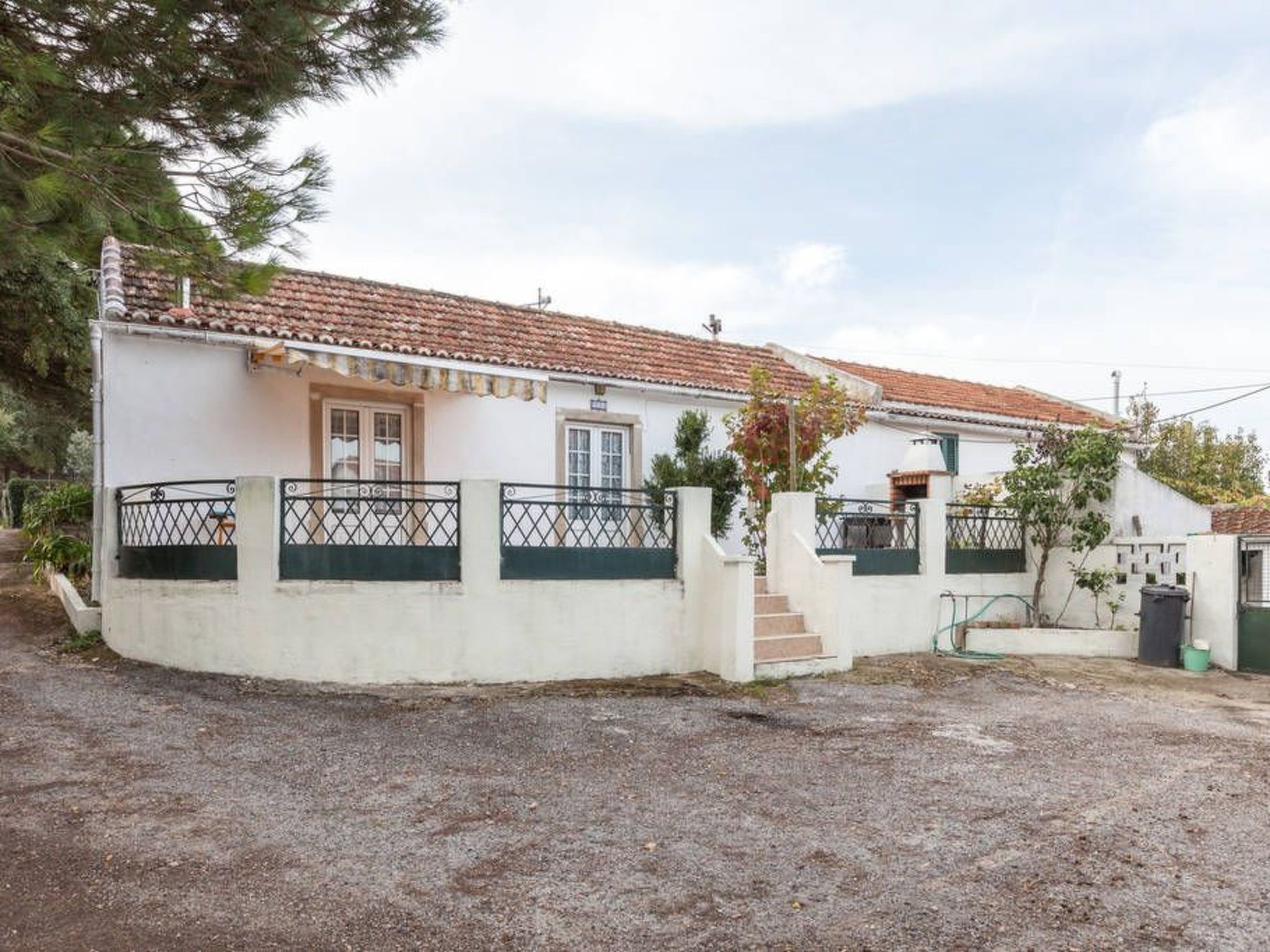 Haus in einem Bauernhof zwischen Weinbergen 1-Image-tags.info