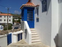 Schöne Wohnung in Azenhas Mar mit privatem Balkon