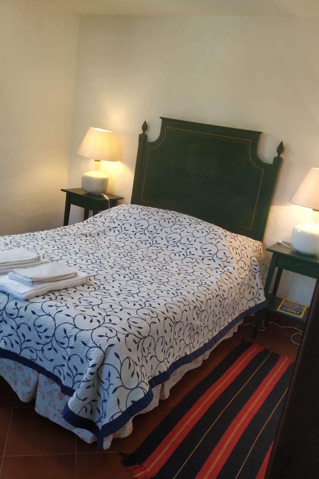 Schöne Wohnung in Azenhas Mar mit großem Garten-Binnen