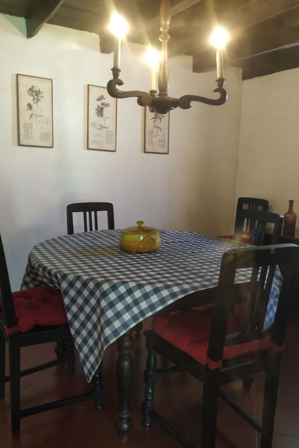 Schöne Wohnung in Azenhas Mar mit großem Garten-Binnen