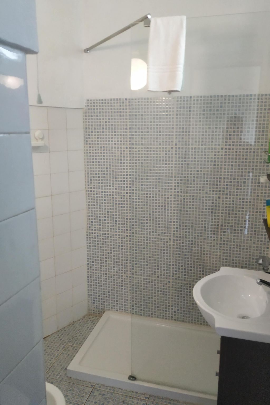 Schöne Wohnung in Azenhas Mar mit großem Garten-Binnen