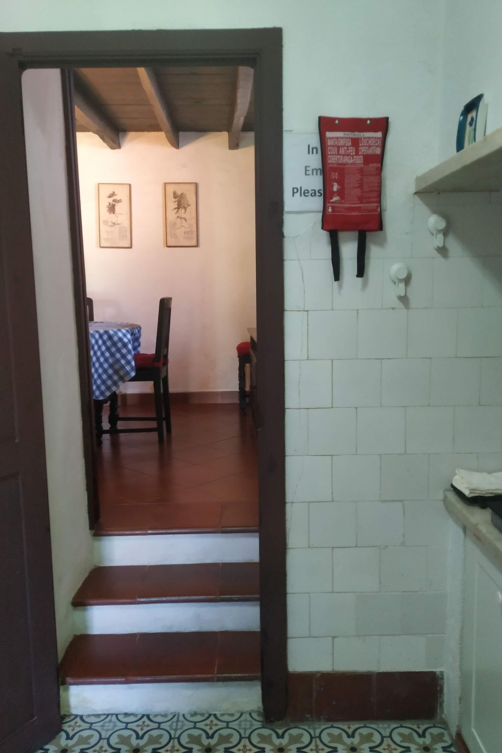 Schöne Wohnung in Azenhas Mar mit großem Garten-Binnen