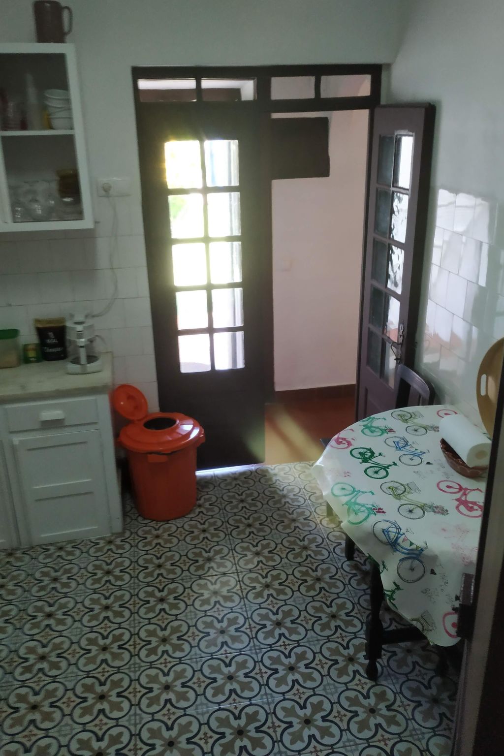 Schöne Wohnung in Azenhas Mar mit großem Garten-Binnen