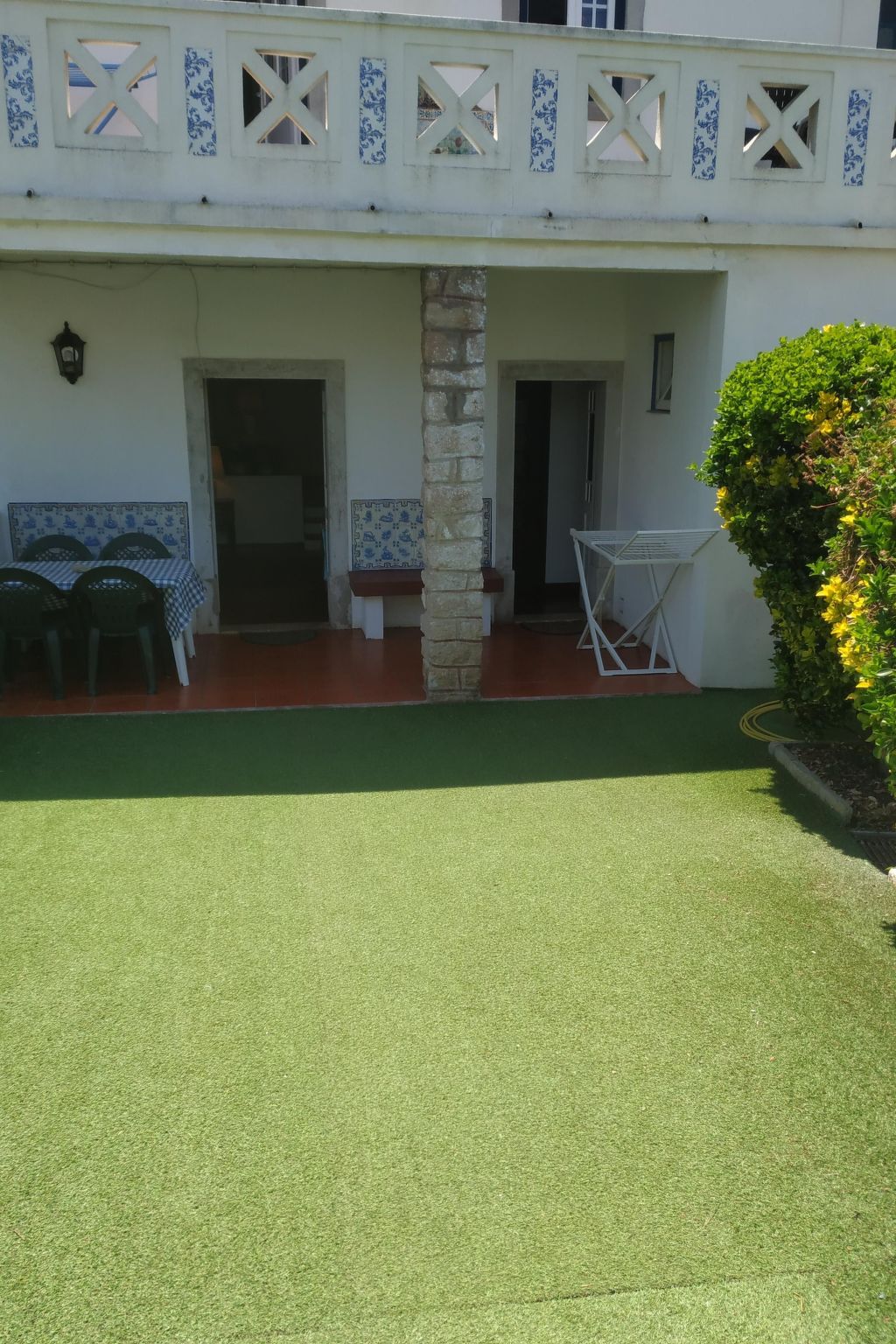 Schöne Wohnung in Azenhas Mar mit großem Garten-Binnen