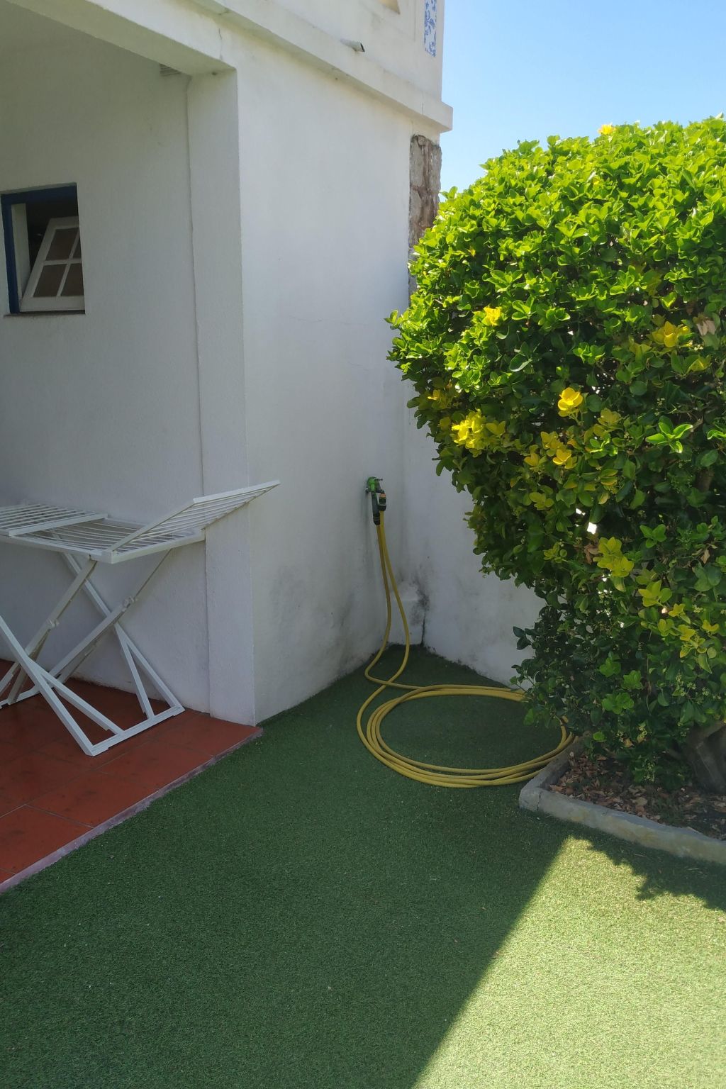 Schöne Wohnung in Azenhas Mar mit großem Garten-Binnen